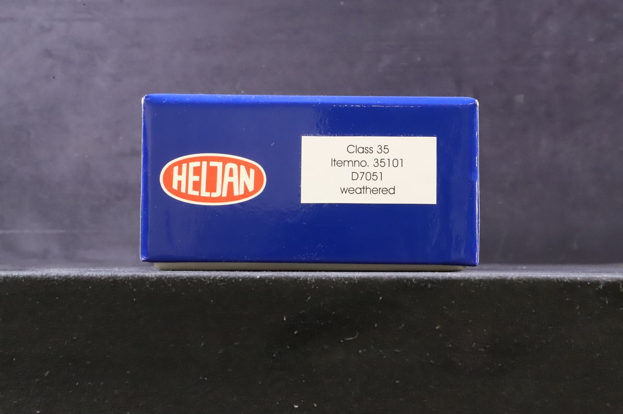 Heljan OO 3510 Class 35 Hymek 'D7051' BR Blue Small Yellow Panels Weathered