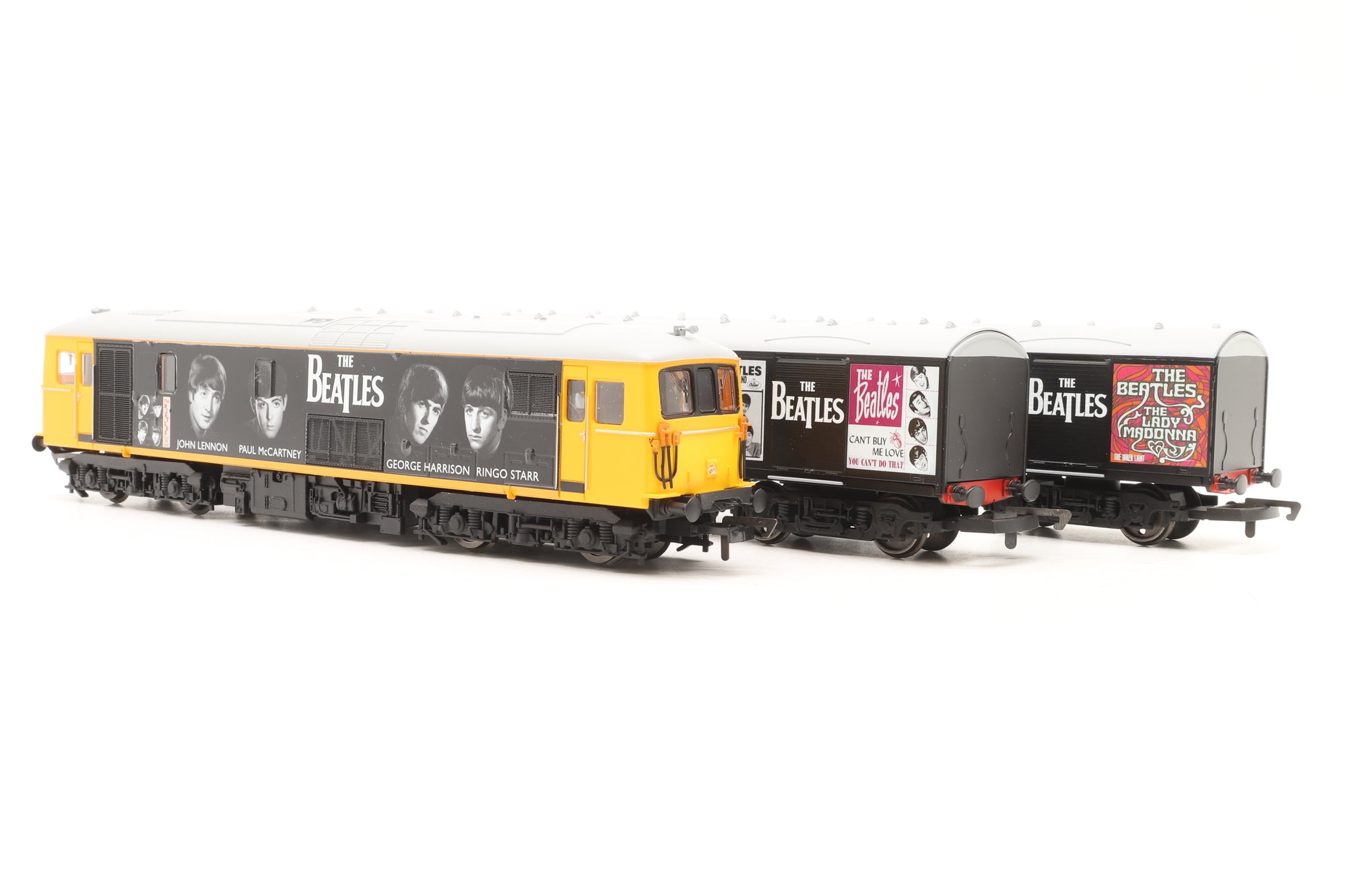 Hornby OO R3954 The Beatles 'Singles From Liverpool' Train Pack DCC Fitted