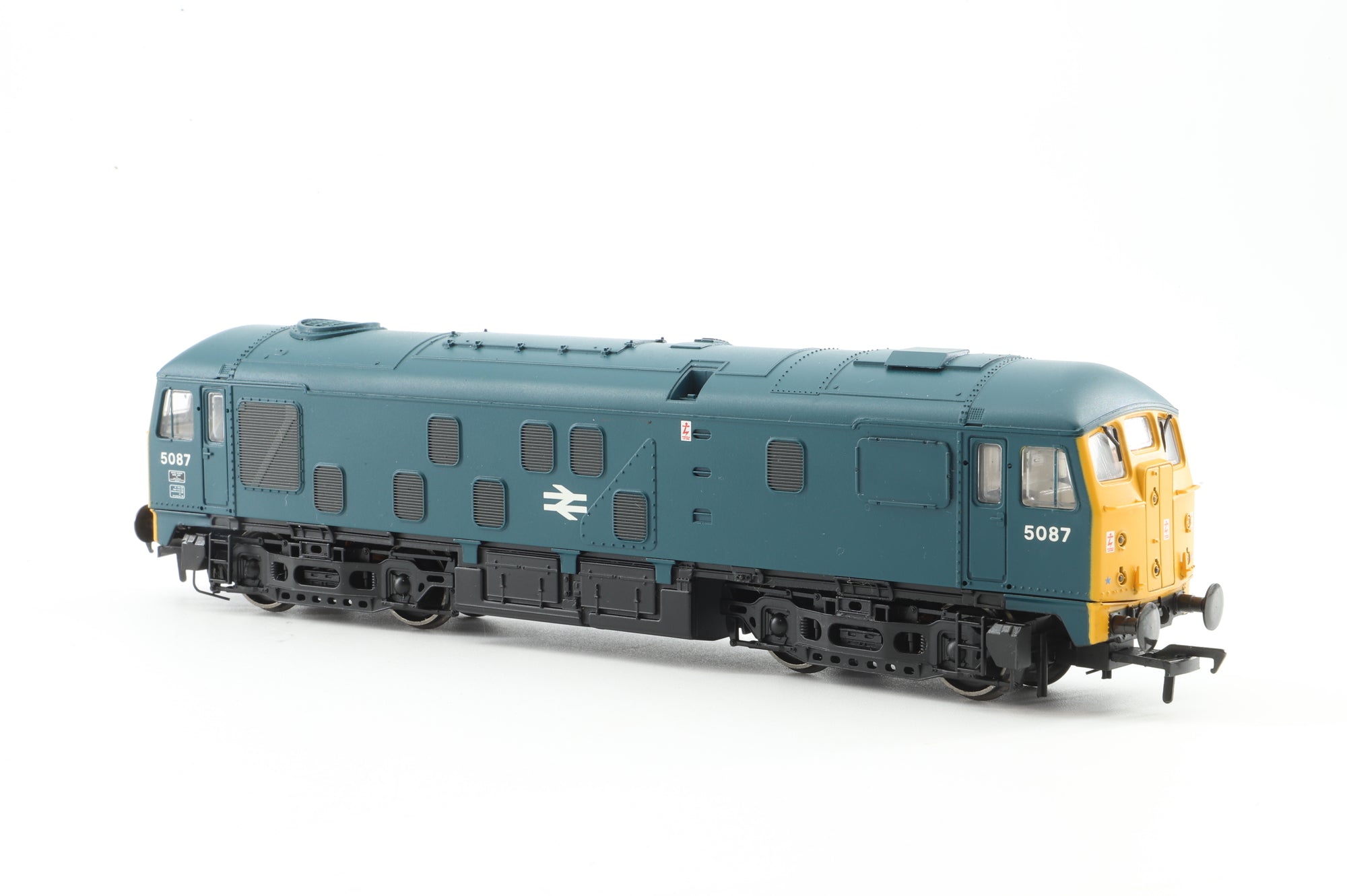Bachmann OO 32-428 Class 24 Diesel '5087' BR Blue