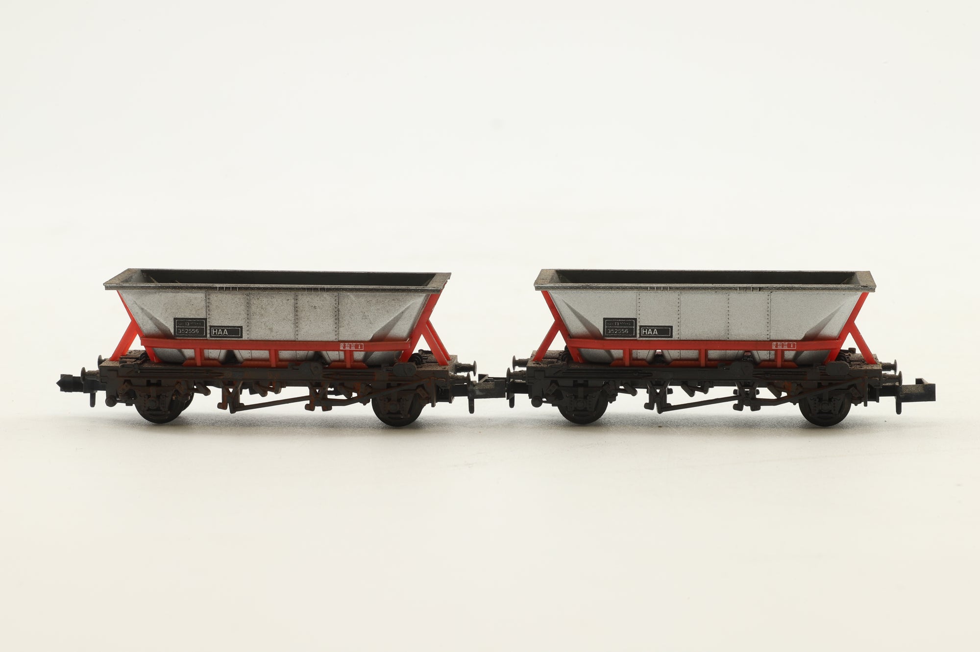 Minitrix N Rake of 2 HAA Wagons - Weathered