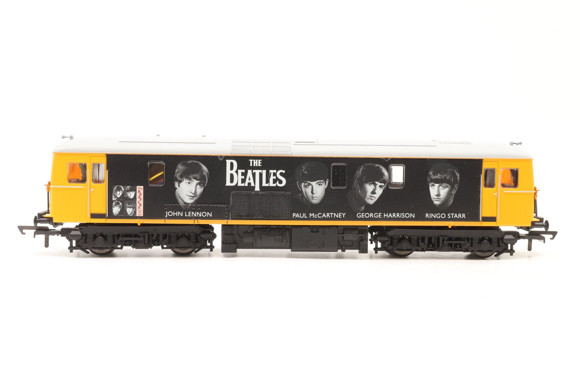 Hornby OO R3954 The Beatles 'Singles From Liverpool' Train Pack DCC Fitted