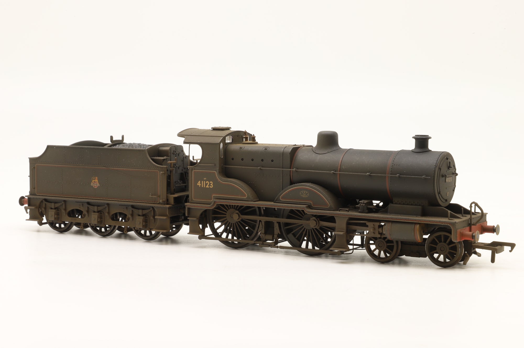 Bachmann OO 31-932 LMS 4P Compound 41123 in Lined BR Black w/ Early Crests – Weathered