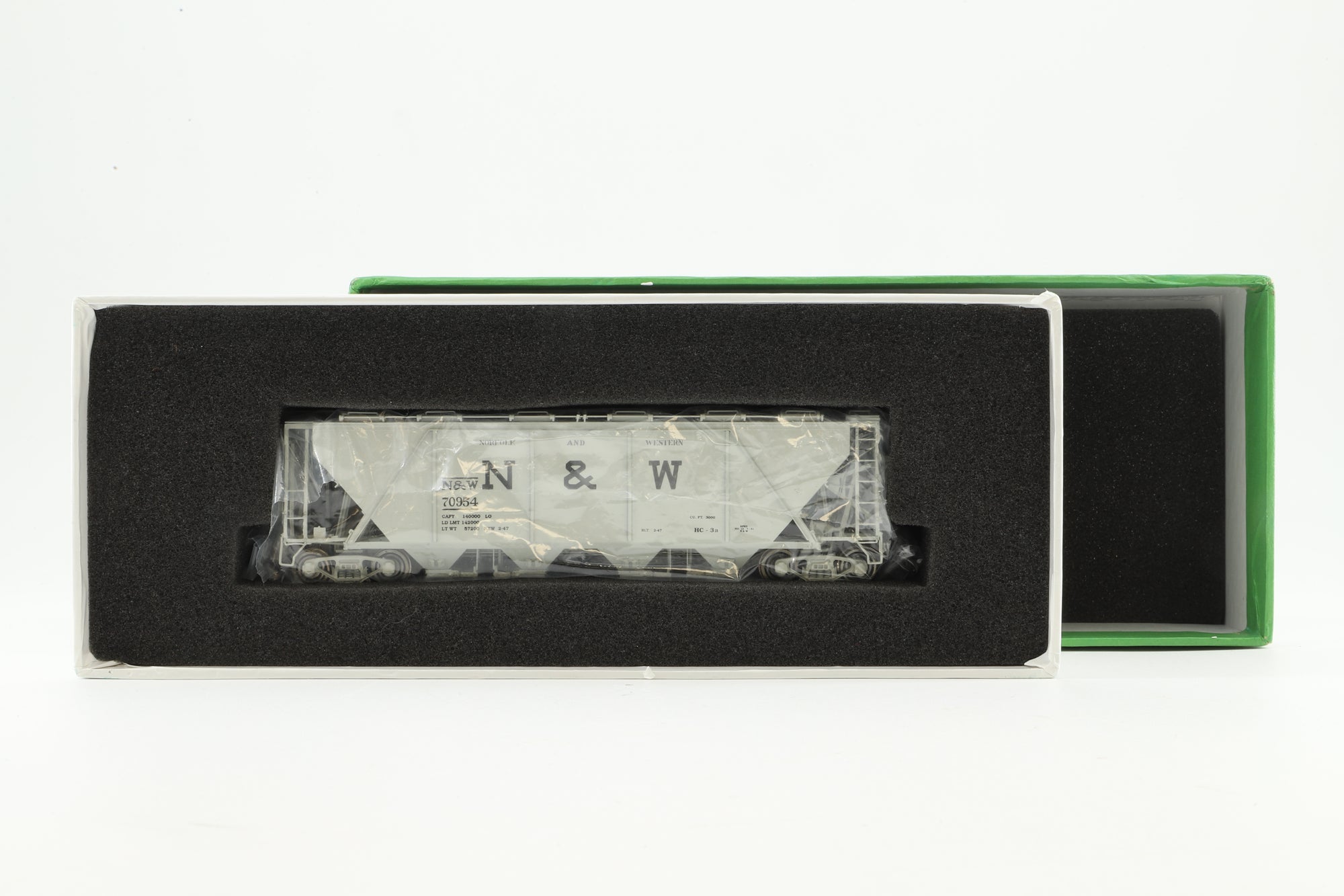 Overland Models HO Brass OMI-3340.1 Hopper Covered N&W Class HC-3a  Gray, LTD '70954'