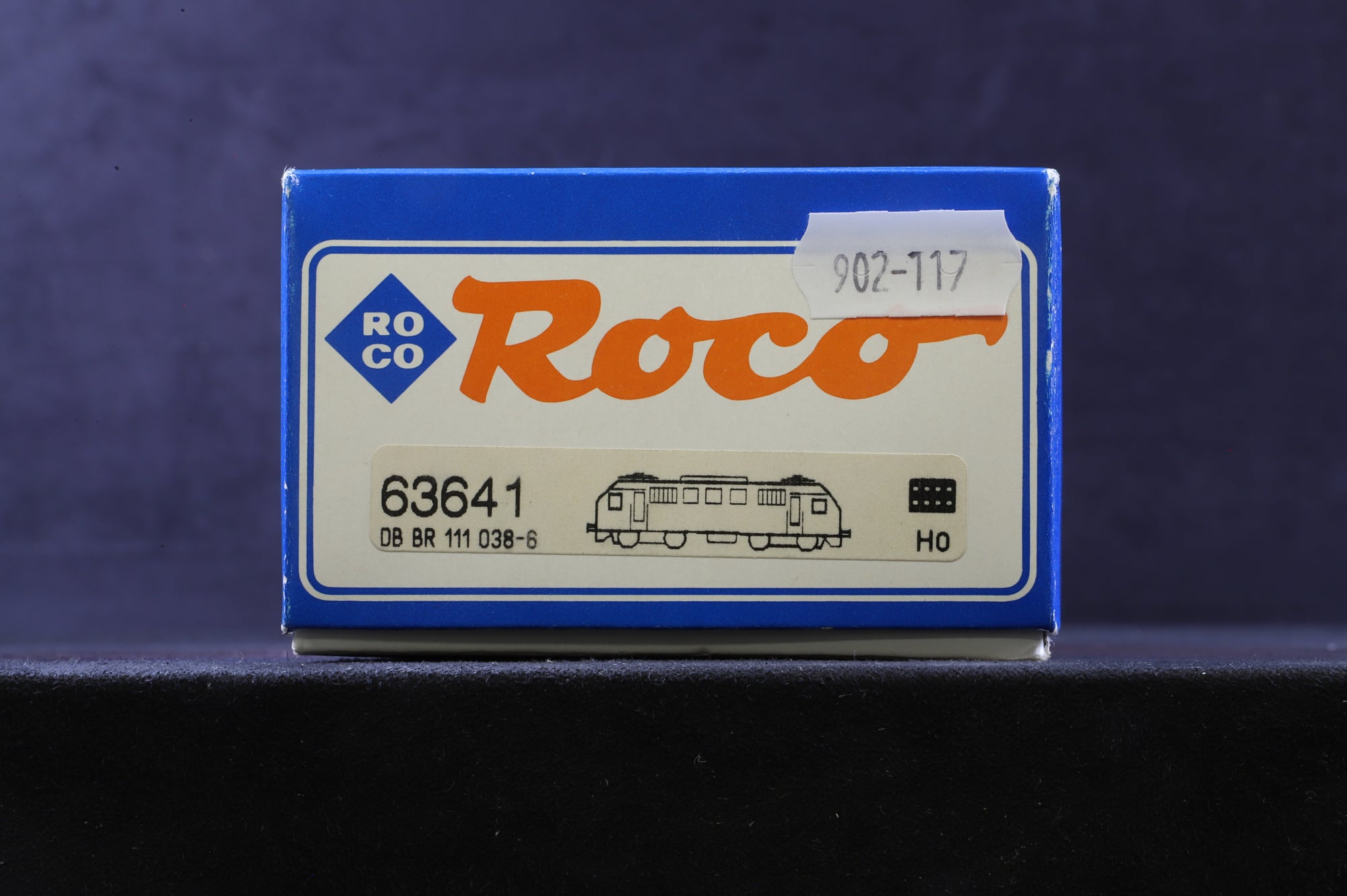 Roco HO 63641 DB 111 038 Diesel Locomotive