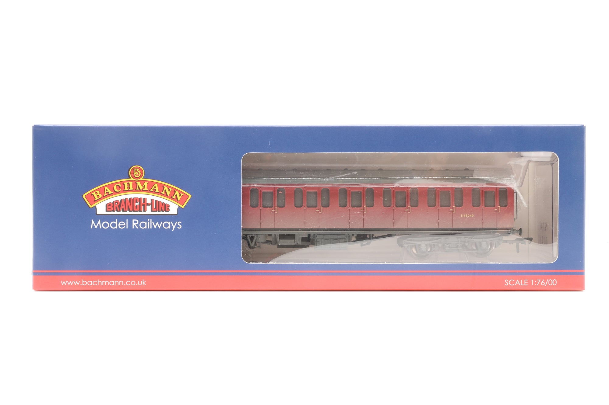 Bachmann OO Rake Of 2 BR Mk1 Suburban Crimson Coaches Weathered Inc. 34-703 & 34-608
