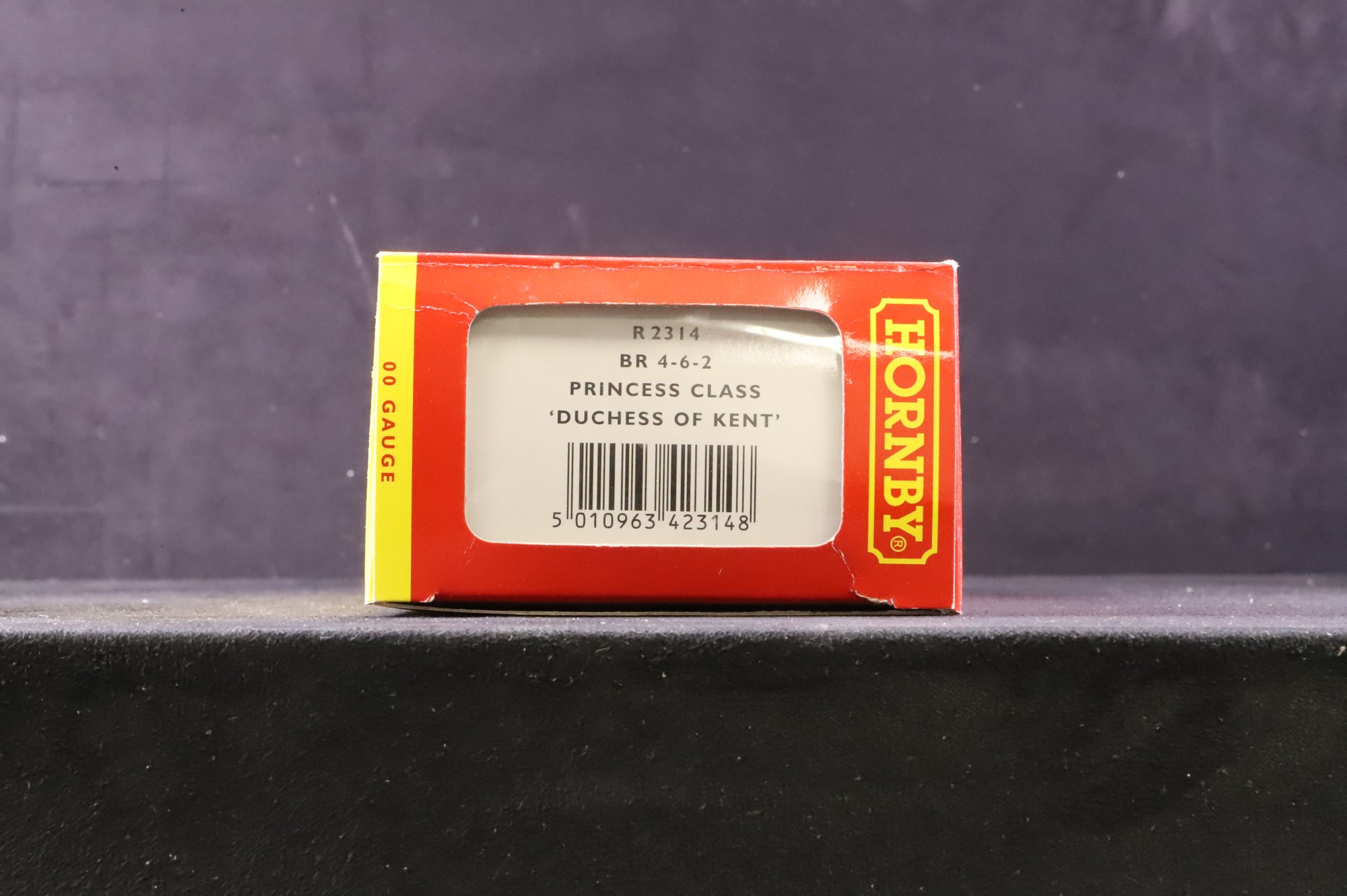 Hornby OO R2314 Princess Class 46212 'Dutchess of Kent' in Lined BR Green w/ Late Crests