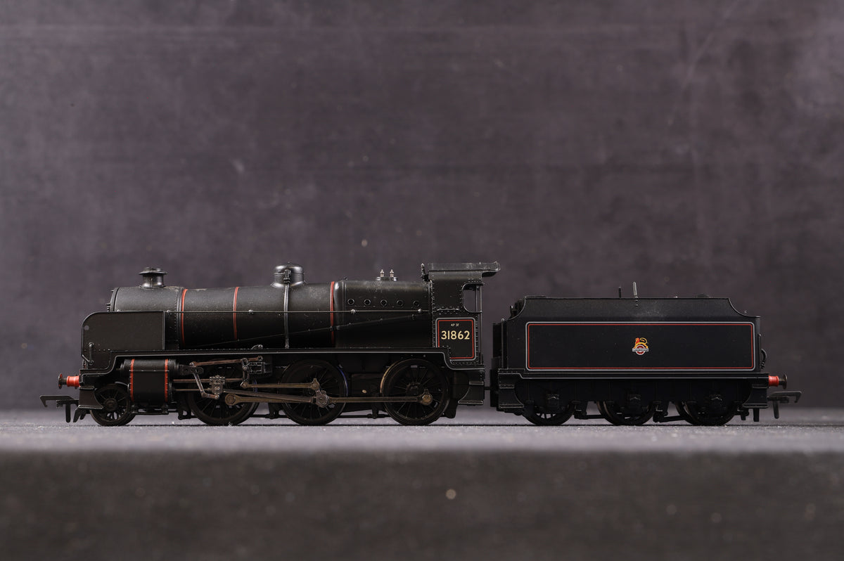 Bachmann OO 32-161 N Class 31863 BR Black Early Emblem Slope Sided Tender