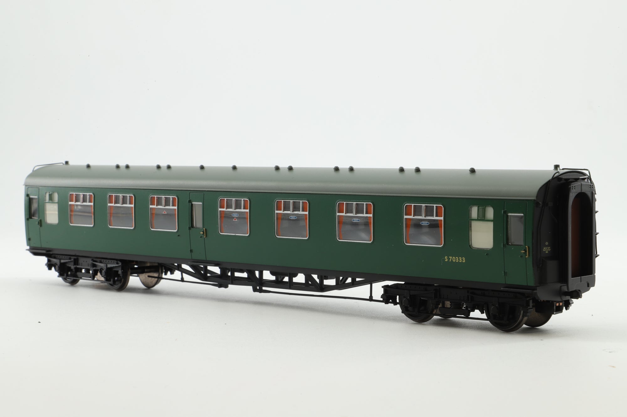Bachmann OO 31-425A Class 411 4-Car EMU 7141 in BR(S) Green