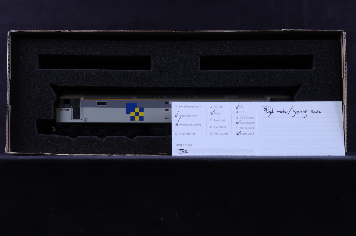 Heljan OO 4812 Class 47 47063 in BR Railfreight Construction Livery