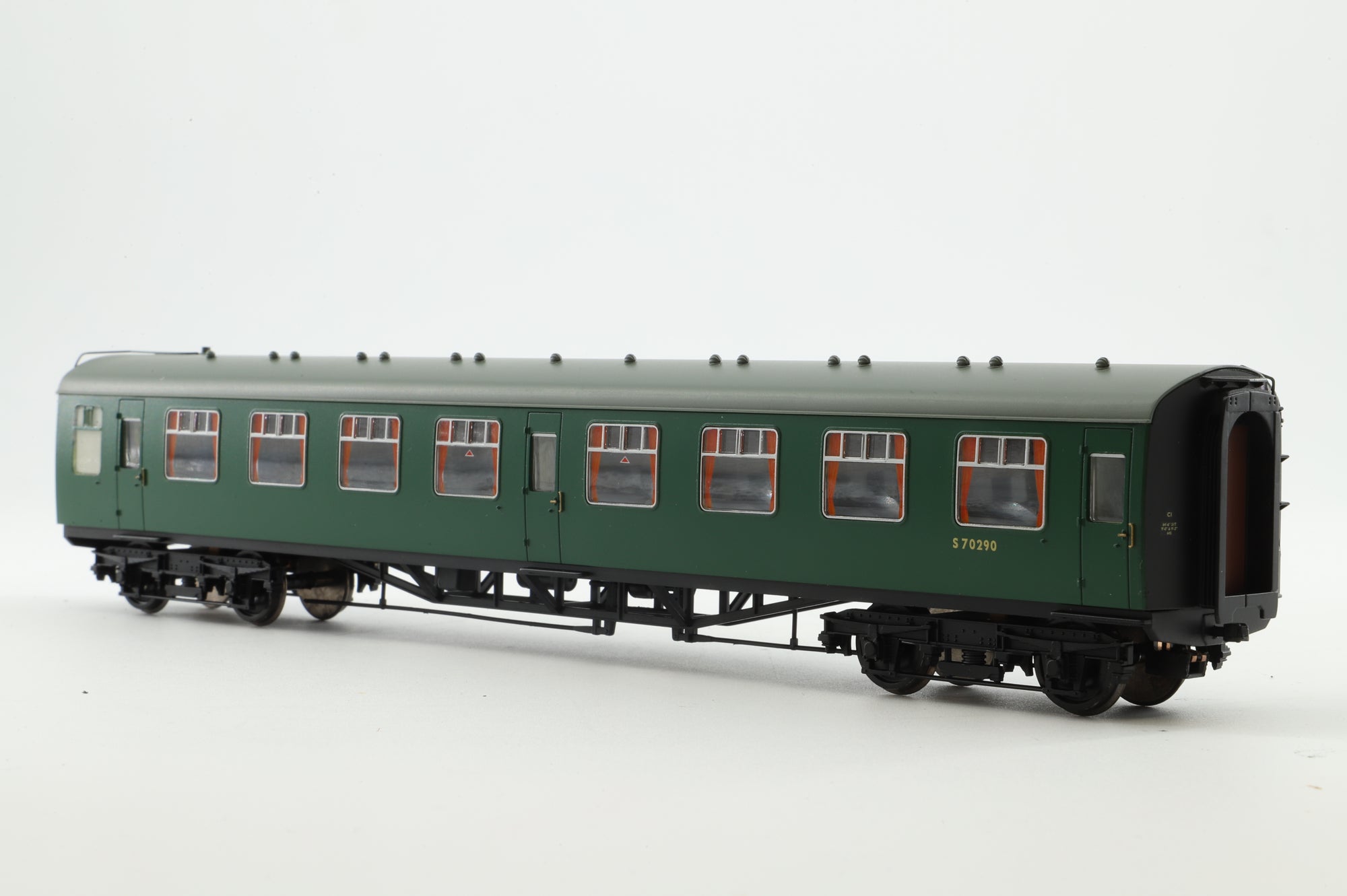 Bachmann OO 31-425A Class 411 4-Car EMU 7141 in BR(S) Green