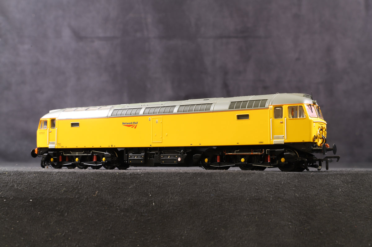 Bachmann OO 32-761 Class 57 Diesel &#39;57312&#39; Network Rail, DCC Fitted