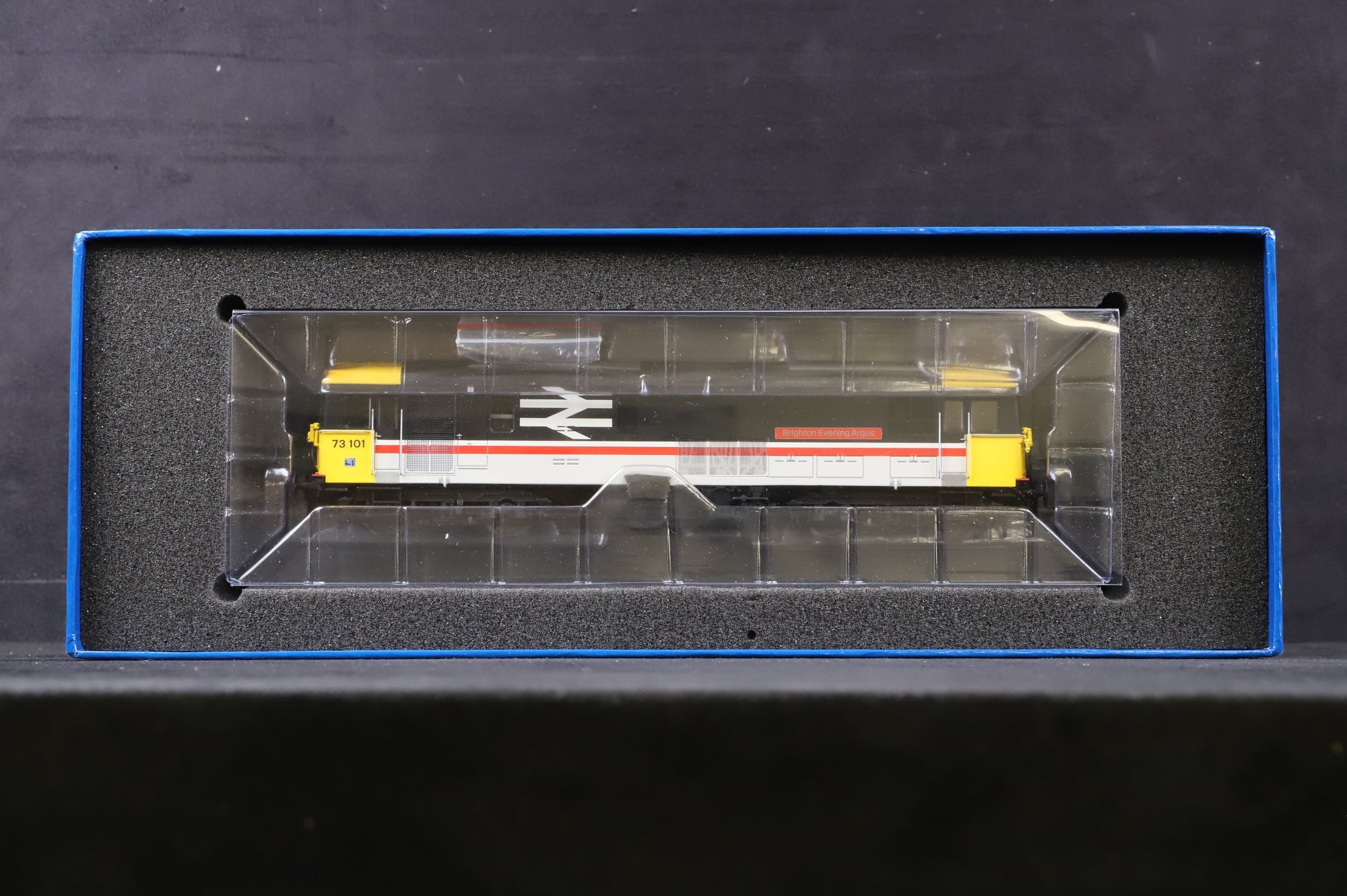 Dapol OO 4D-006-000 Class 73 '73102' Intercity Airtour Suisse DCC Fitted