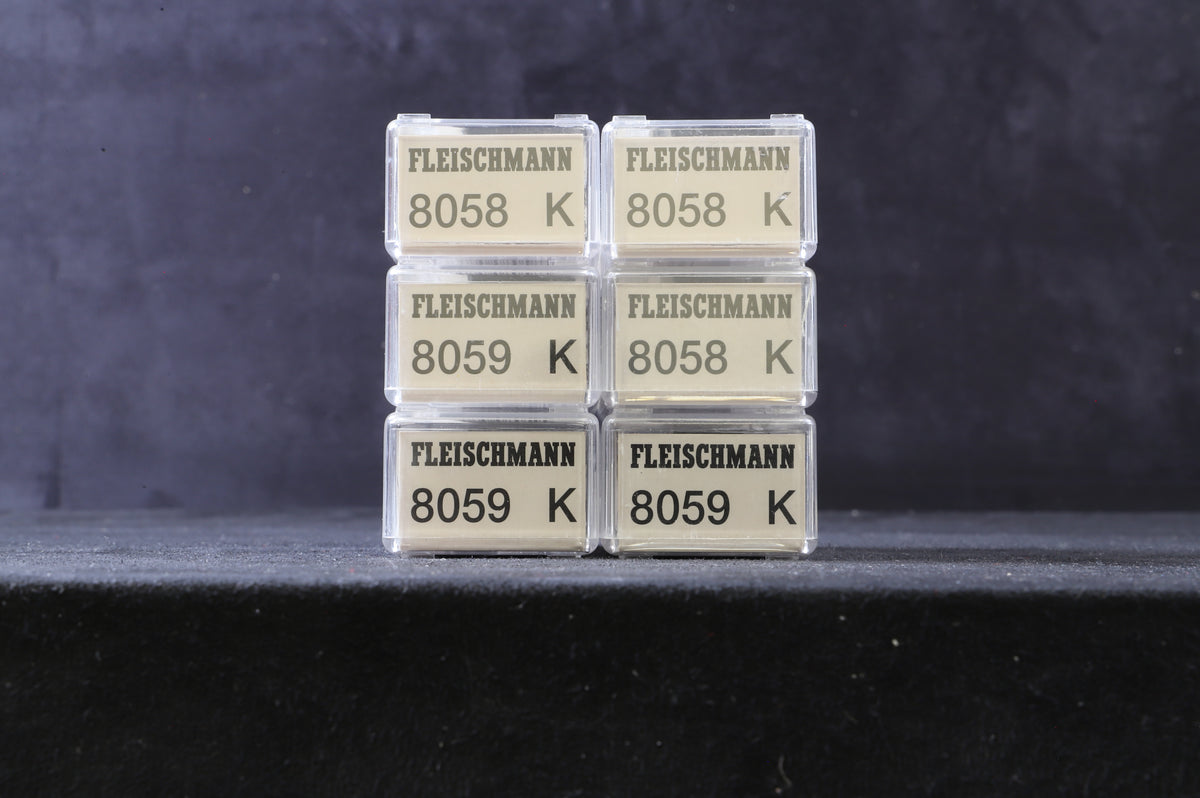 Fleischmann N Rake Of 6 DRG 4 Wheel Coaches Inc. 8058x3 &amp; 8059x3