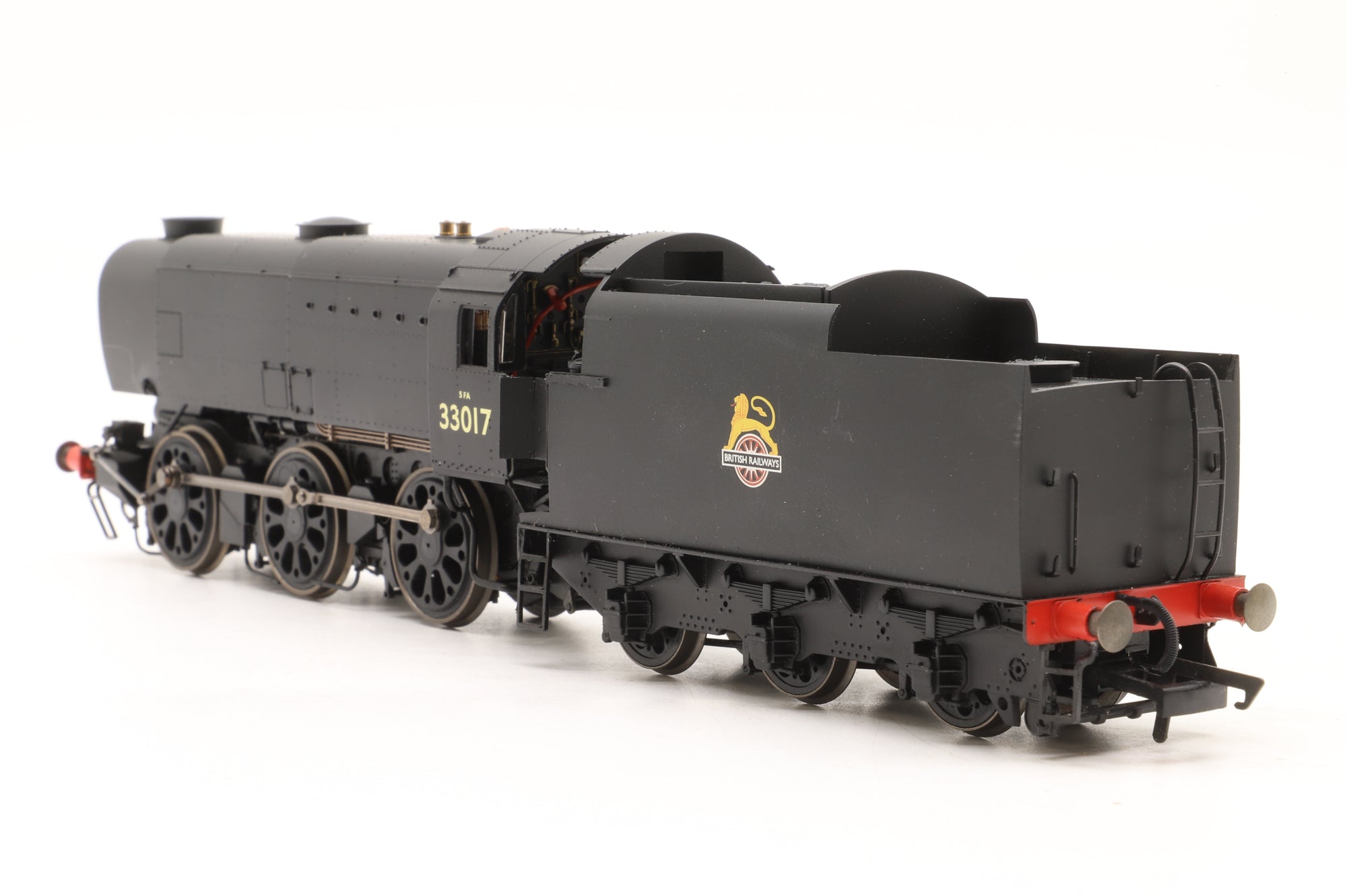 Hornby OO R2355A Class Q1 '33017' BR Black E/C