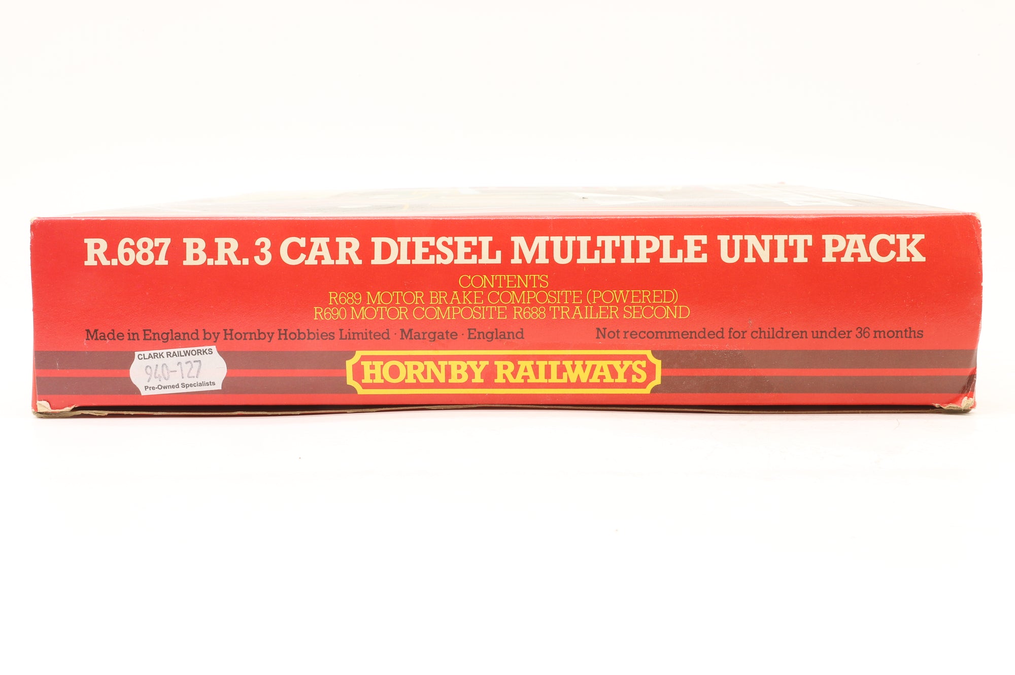 Hornby OO R687 Class 110 3-Car DMU in BR Green