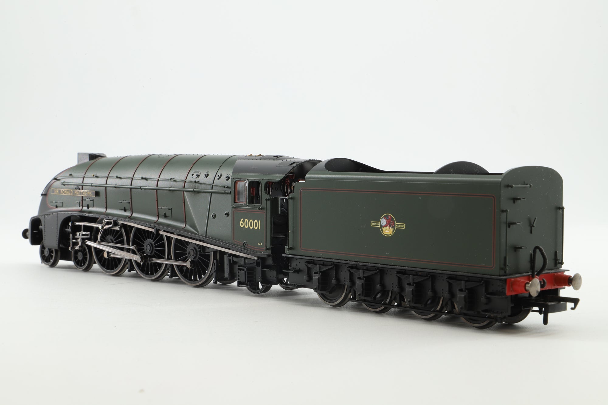 Hornby OO R2896XS Class A4 60001 'Sir Ronald Mathews' in Lined BR Green w/ Late Crests - DCC Sound
