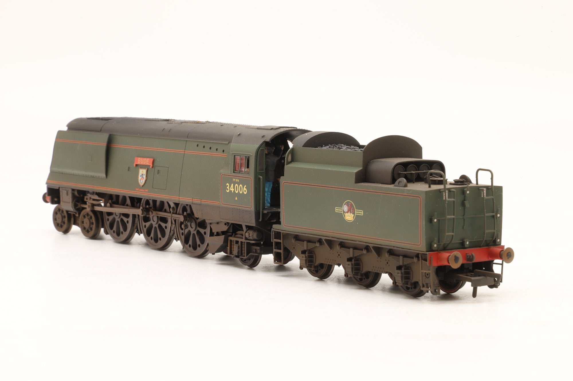 Hornby OO R3310 West Country Class '34006' 'Bude' BR Lined Green L/C Weathered DCC Sound