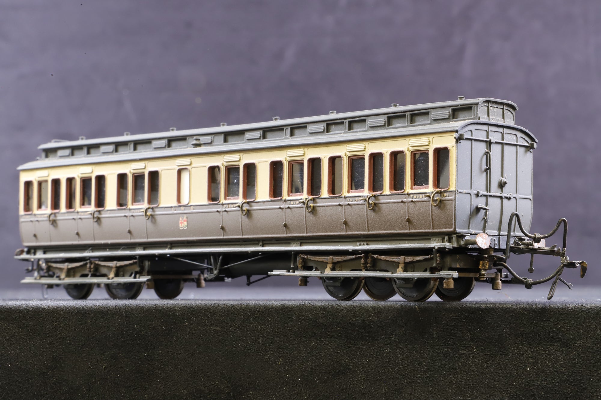 Kit Built OO Rake Of 3 GWR Clerestory Coaches Chocolate & Cream Weathered