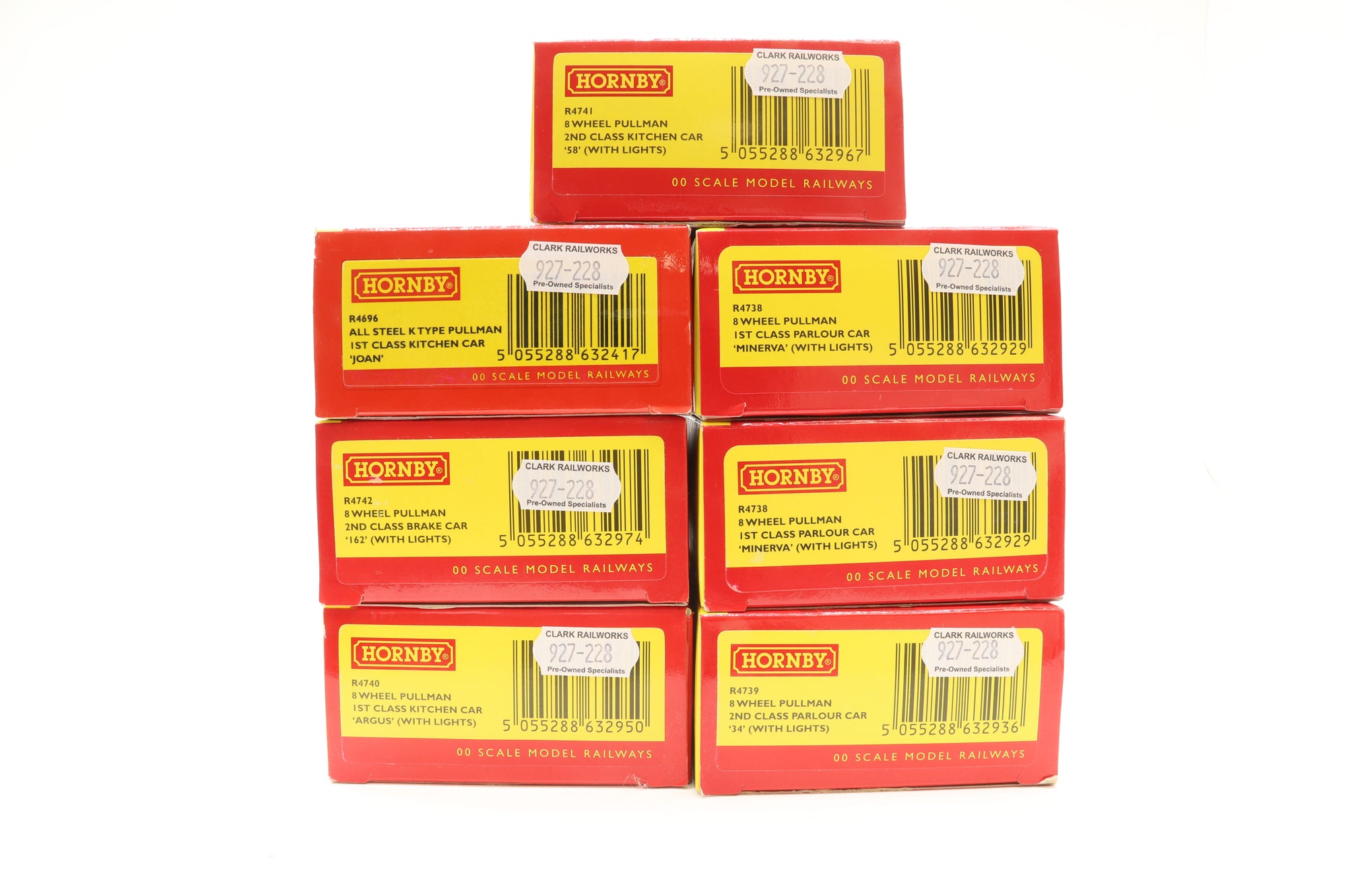 Hornby OO Rake Of 7 Pullman Cars Inc. R4696, R4742, R4740, R4741, R4739 & R4738 x2
