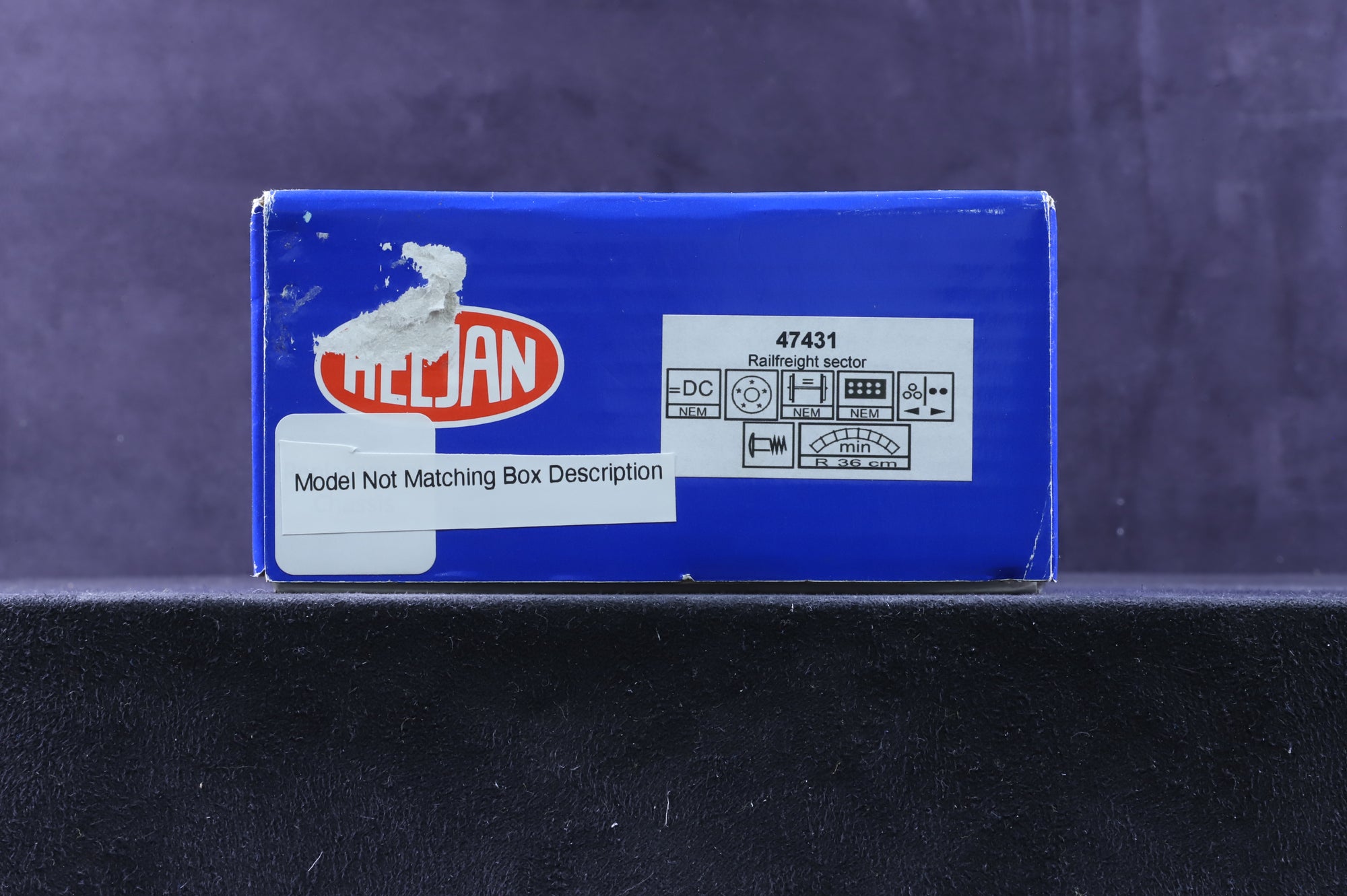 Heljan OO 4812 Class 47 47063 in BR Railfreight Construction Livery