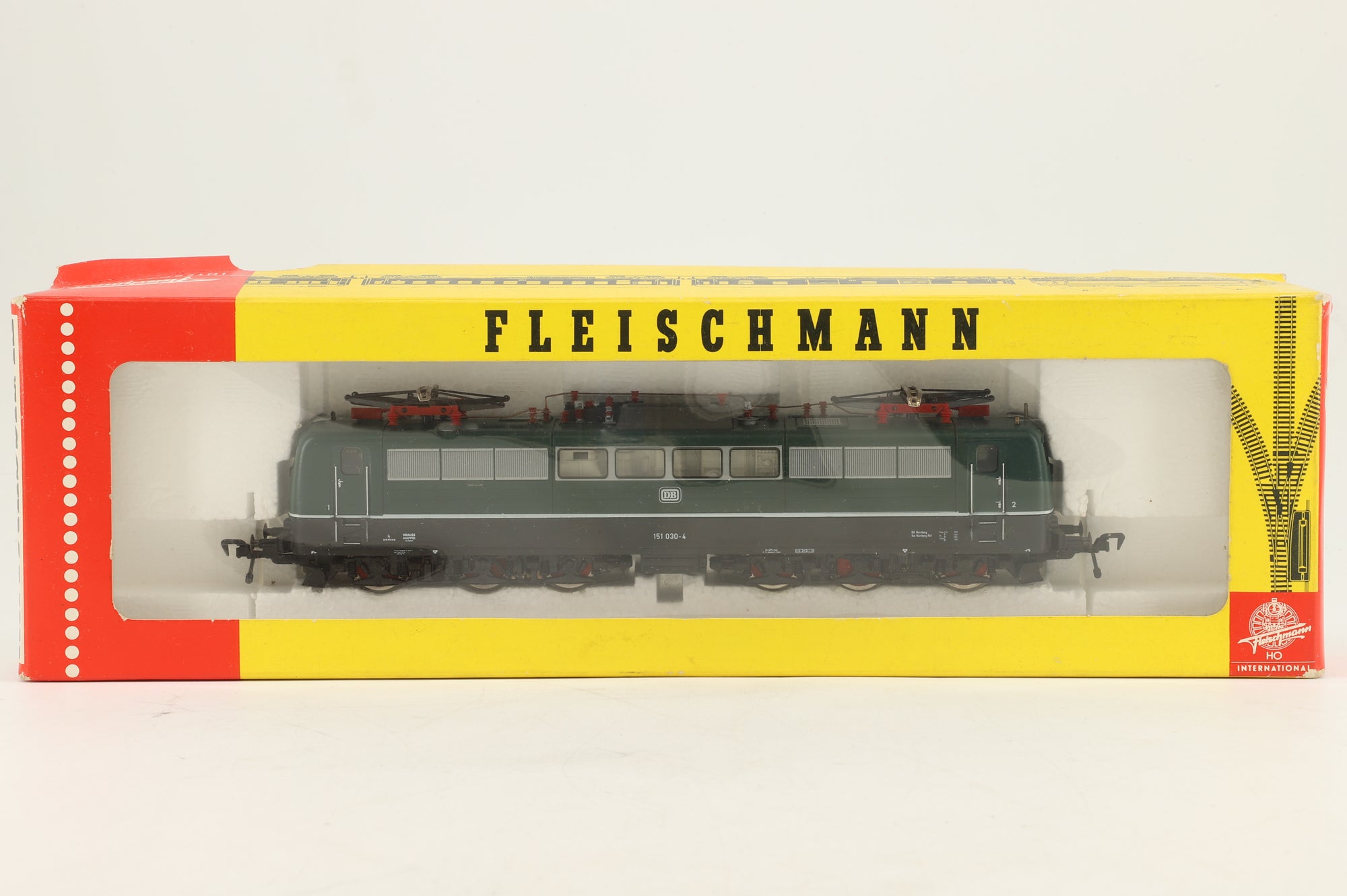 Fleischmann HO 4380 BR 151 030-4 in DB Green