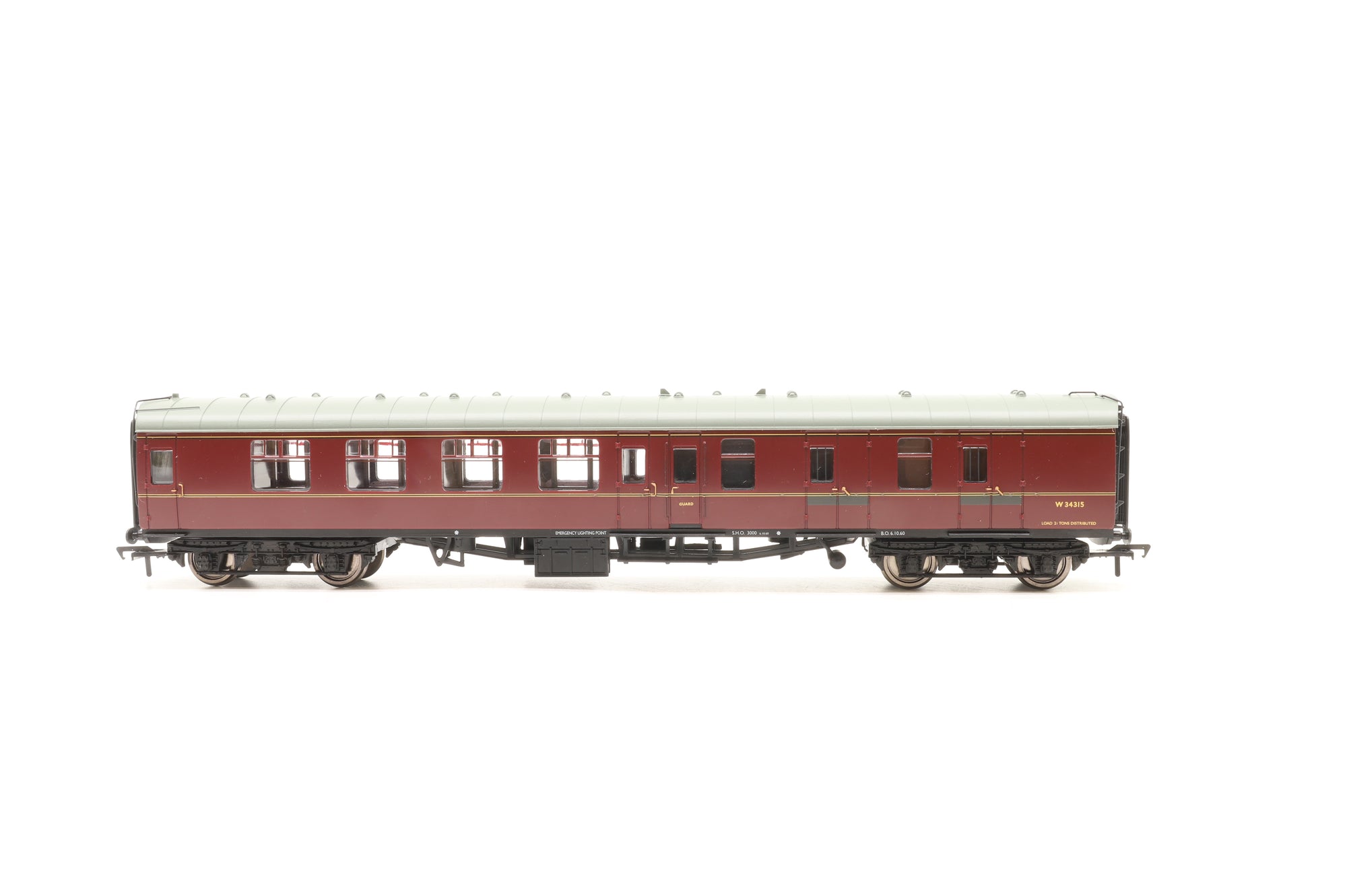 Bachmann OO Rake of 4x Mk1s in BR Maroon