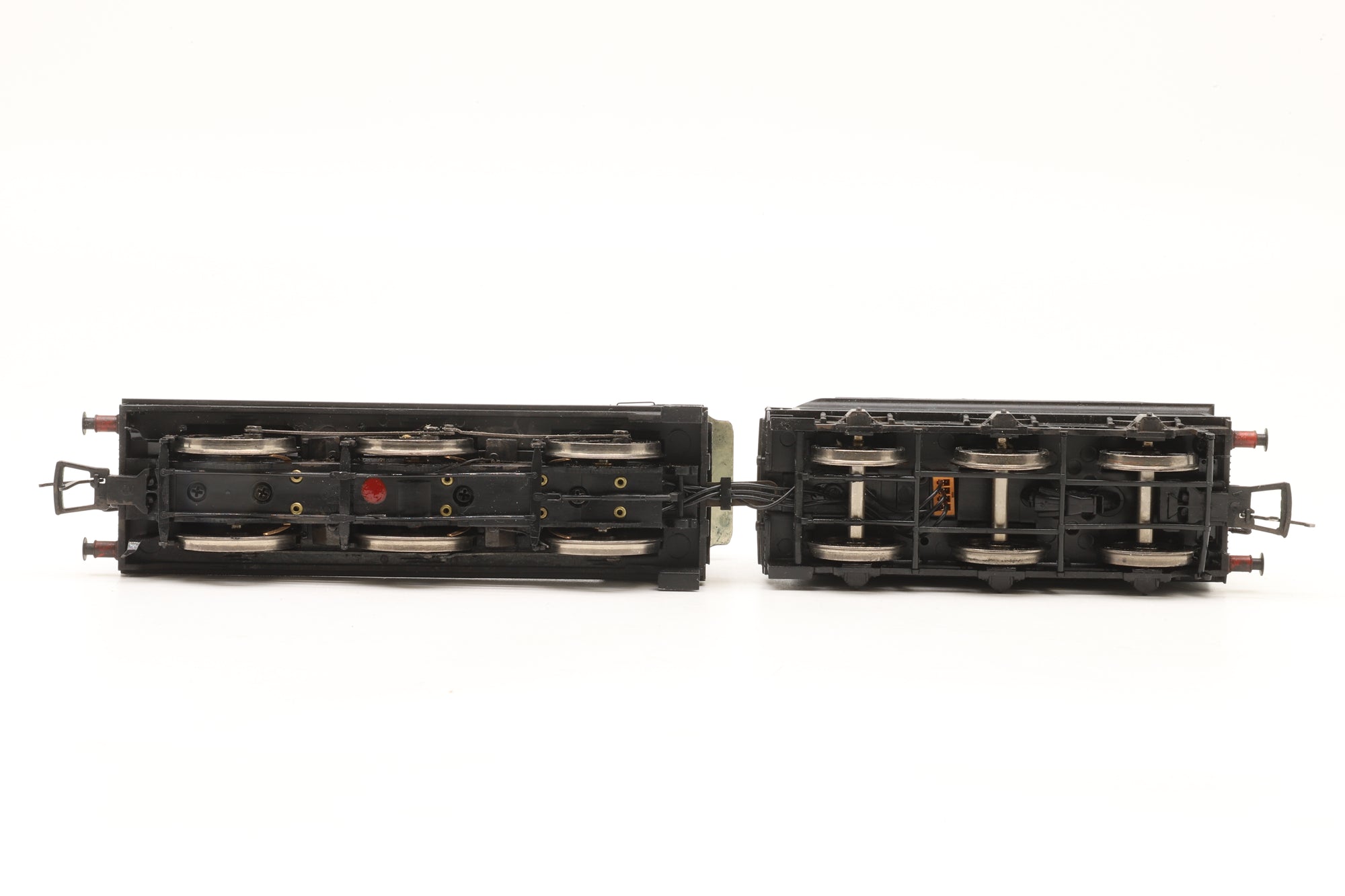 Bachmann OO 31-625 Class 3F 43474 in BR Black w/ Late Crests – Weathered