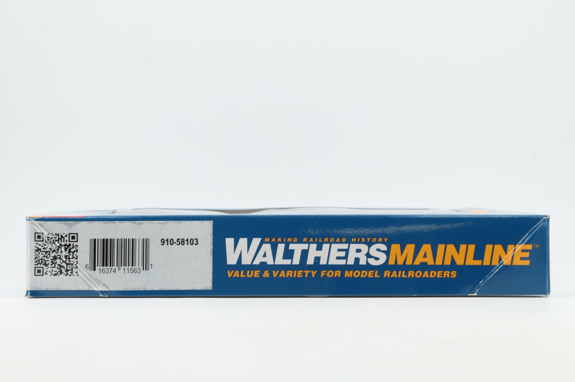 Walthers HO 6-Pack of 24' Michigan Ore Cars in DMIR Brown - Pro-Weathered/Renumbered