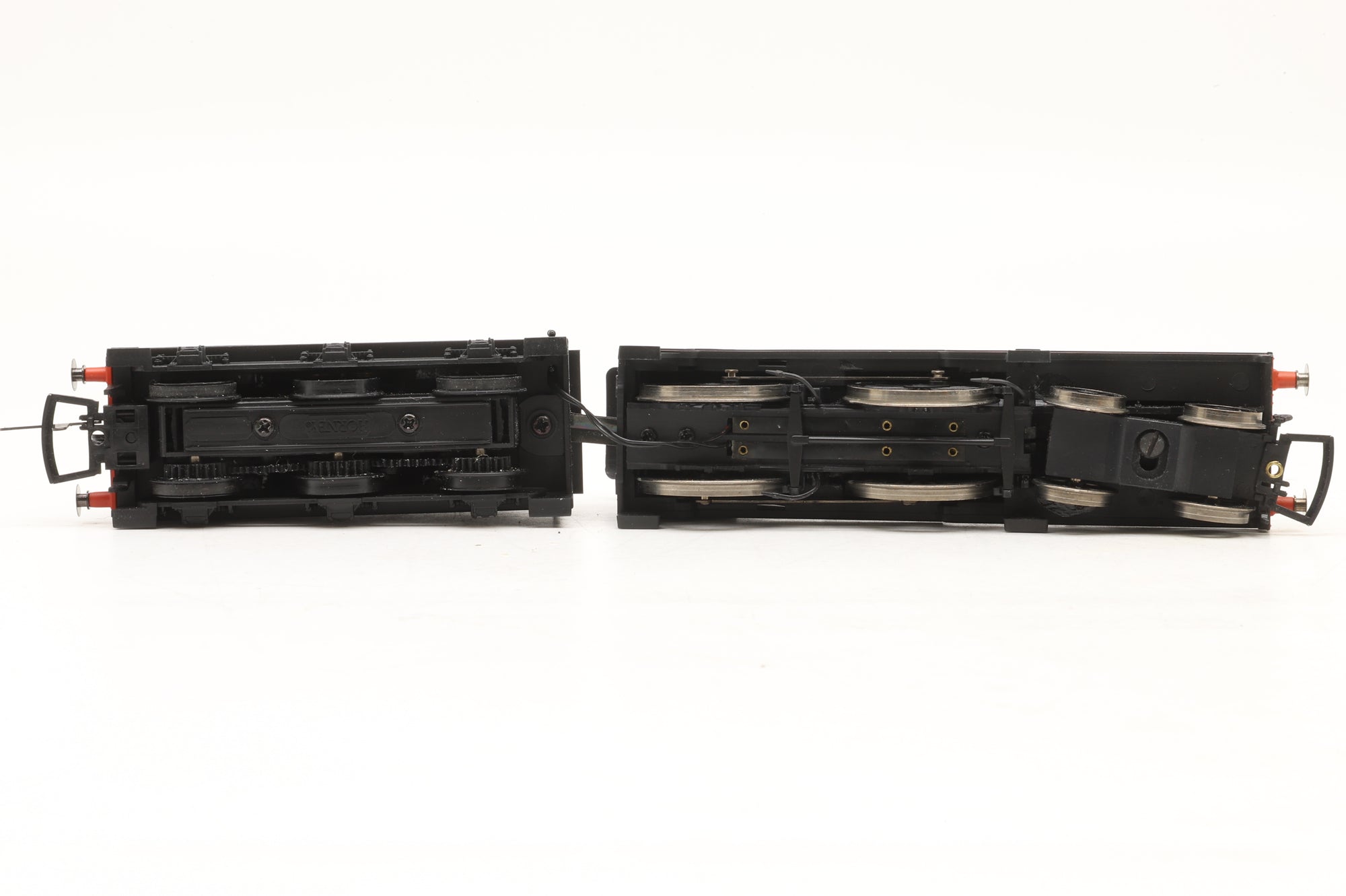 Hornby OO R2099C Class 2P '644' LMS Black