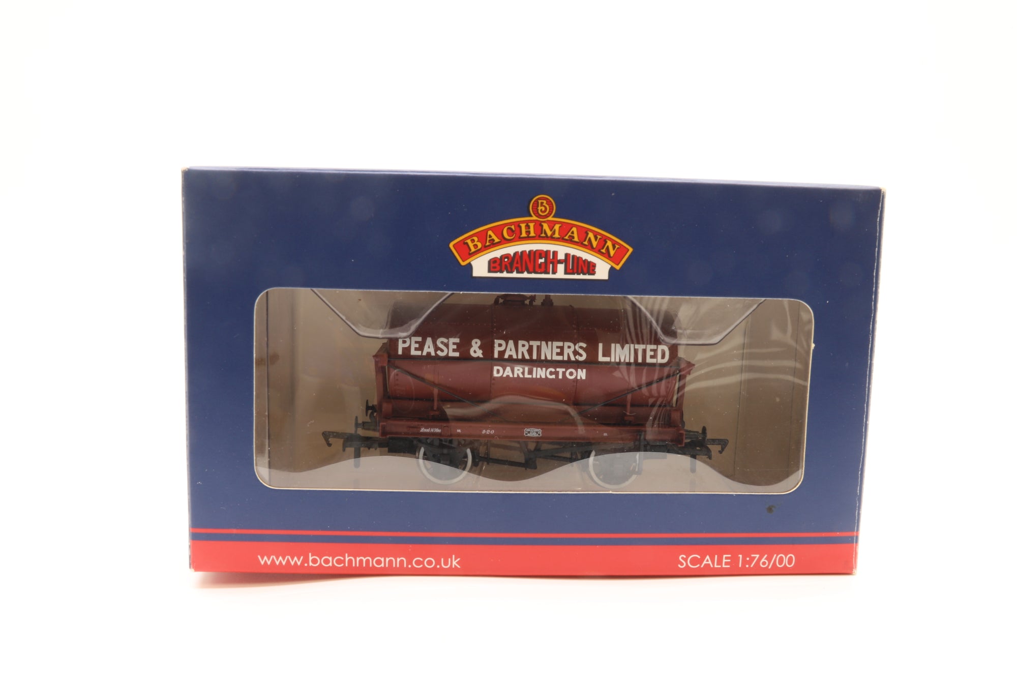 Bachmann OO Rake of 4 14T Tanks Wagons Pease & Partners Limited Inc. 37-662