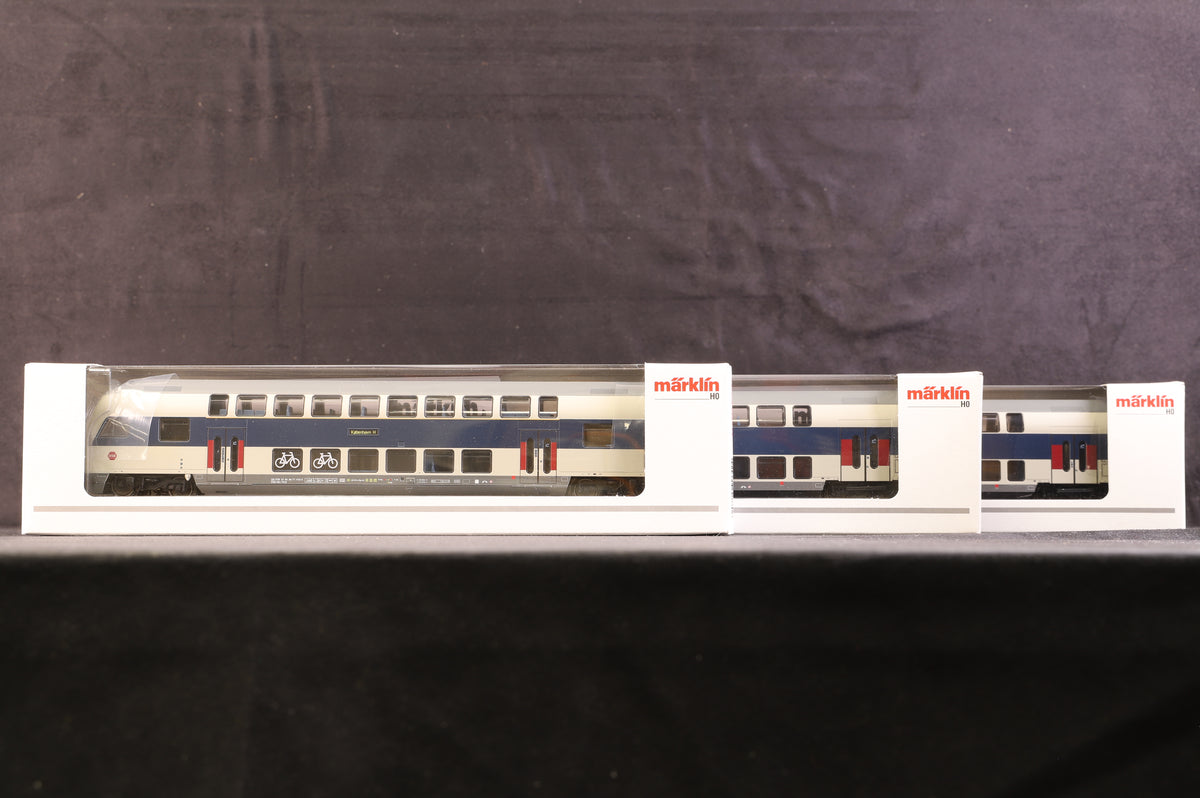 Marklin HO 43599 Copenhagen Commuter Service Bi-Level Car Set