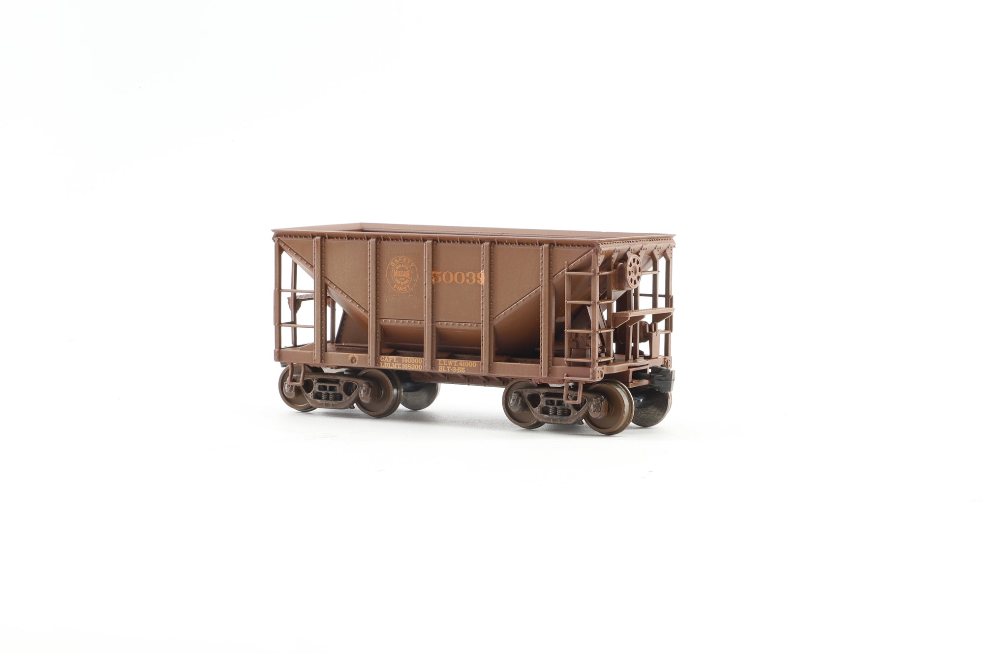 Walthers HO 910-58107 6-Pack of 24' Michigan Ore Cars in DMIR Brown - Pro-Customised/Weathered