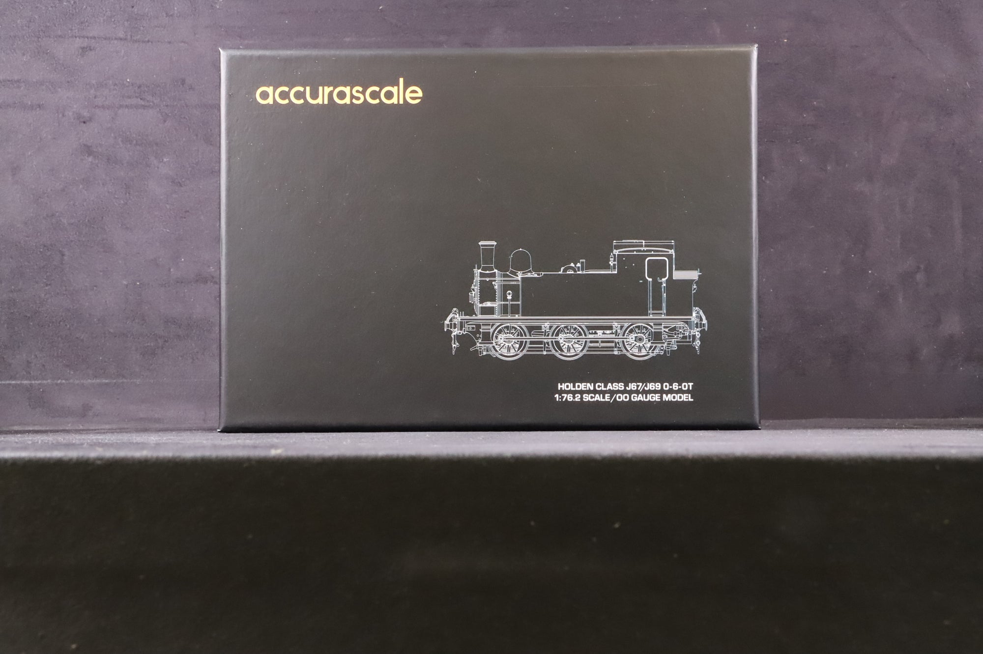 Accurascale OO ACC2426 Holden J67/J69 No.84 in GER Ultramarine