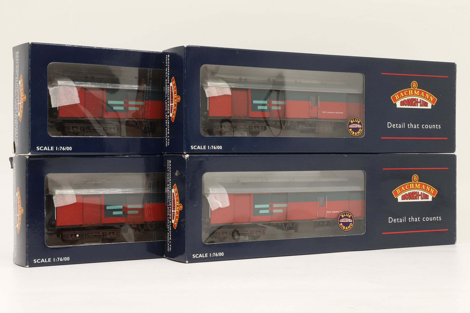 Bachmann OO Rake Of 4 BR Mk1 Full Brake Super BGs Inc. 39-200 x2 & 39-201 x2