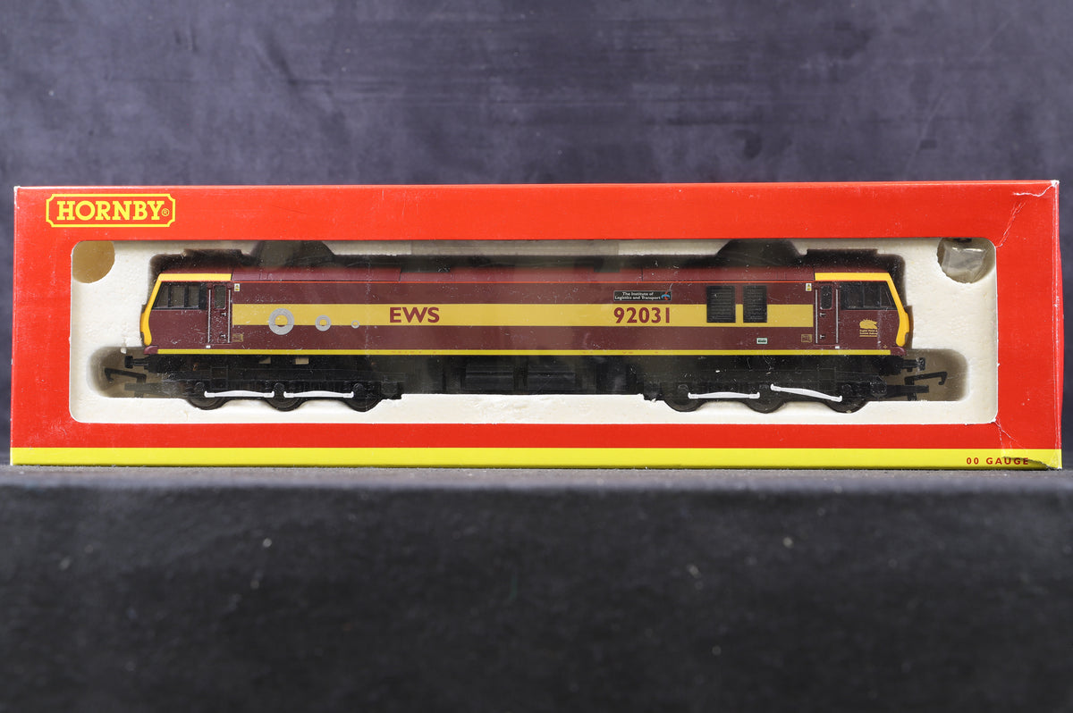 Hornby OO R2354B Co-Co Class 92 Electric Locomotive &#39;92031&#39; &#39;Institute Of Logistics &amp; Transport&#39; EWS