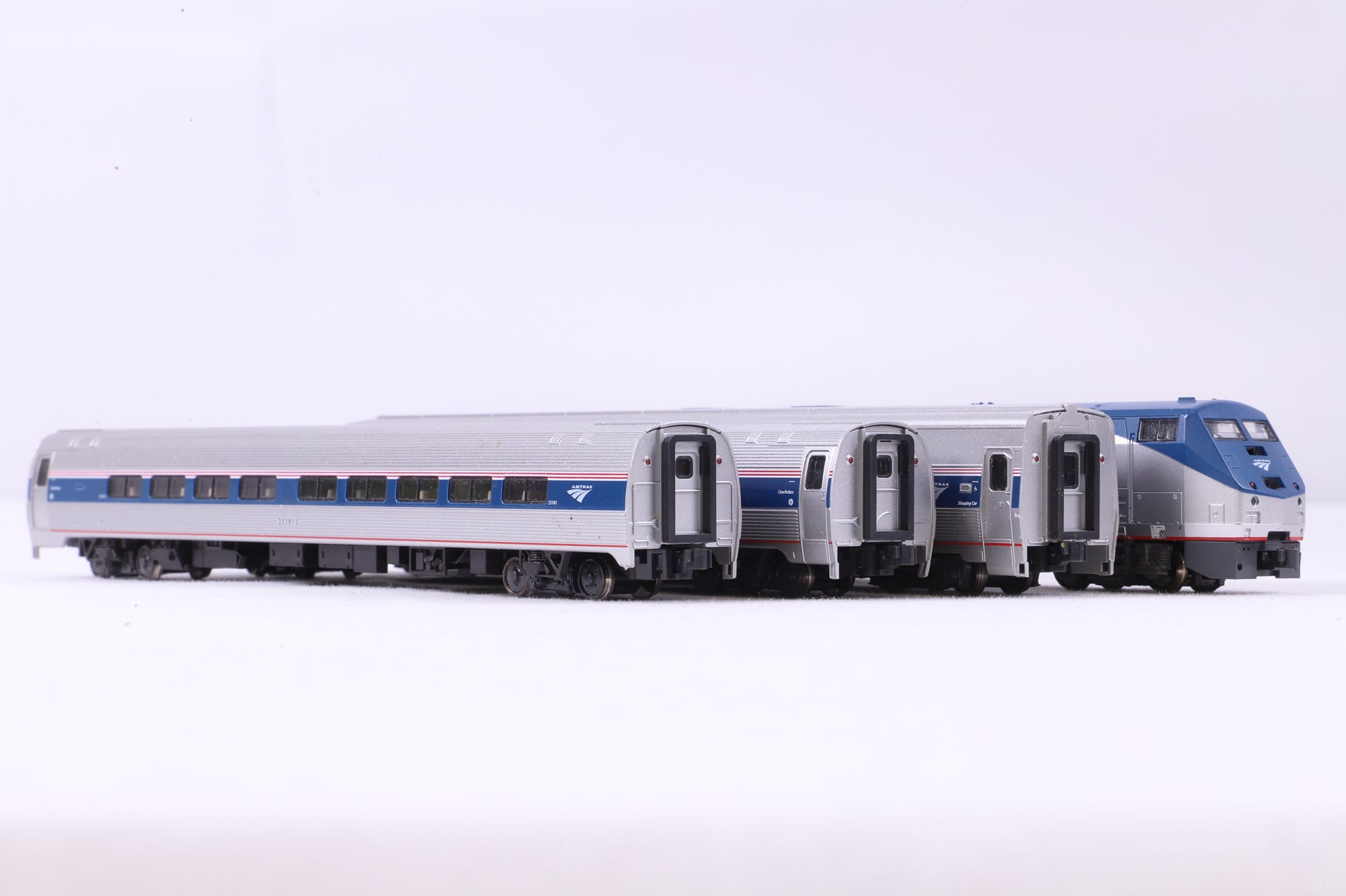 Kato N 106-6285 P42 Amfleet II Viewliner I Intercity Express 4 Unit Set '150', DCC Fitted