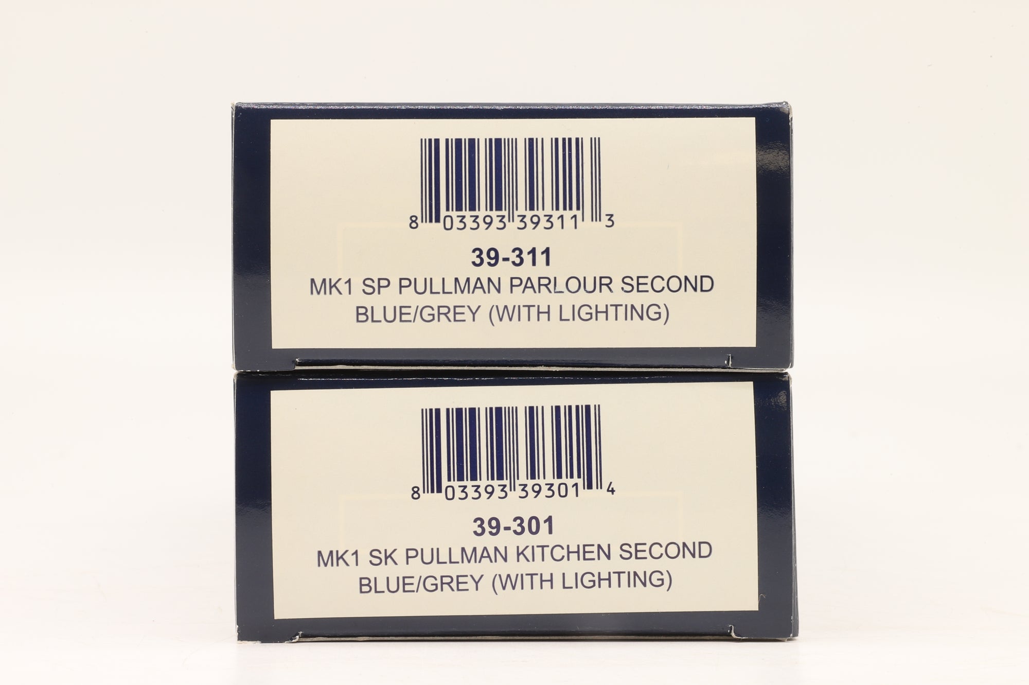 Bachmann OO Rake Of 2 Mk1 Pullman Blue & Grey Coaches Inc. 39-311 & 39-301