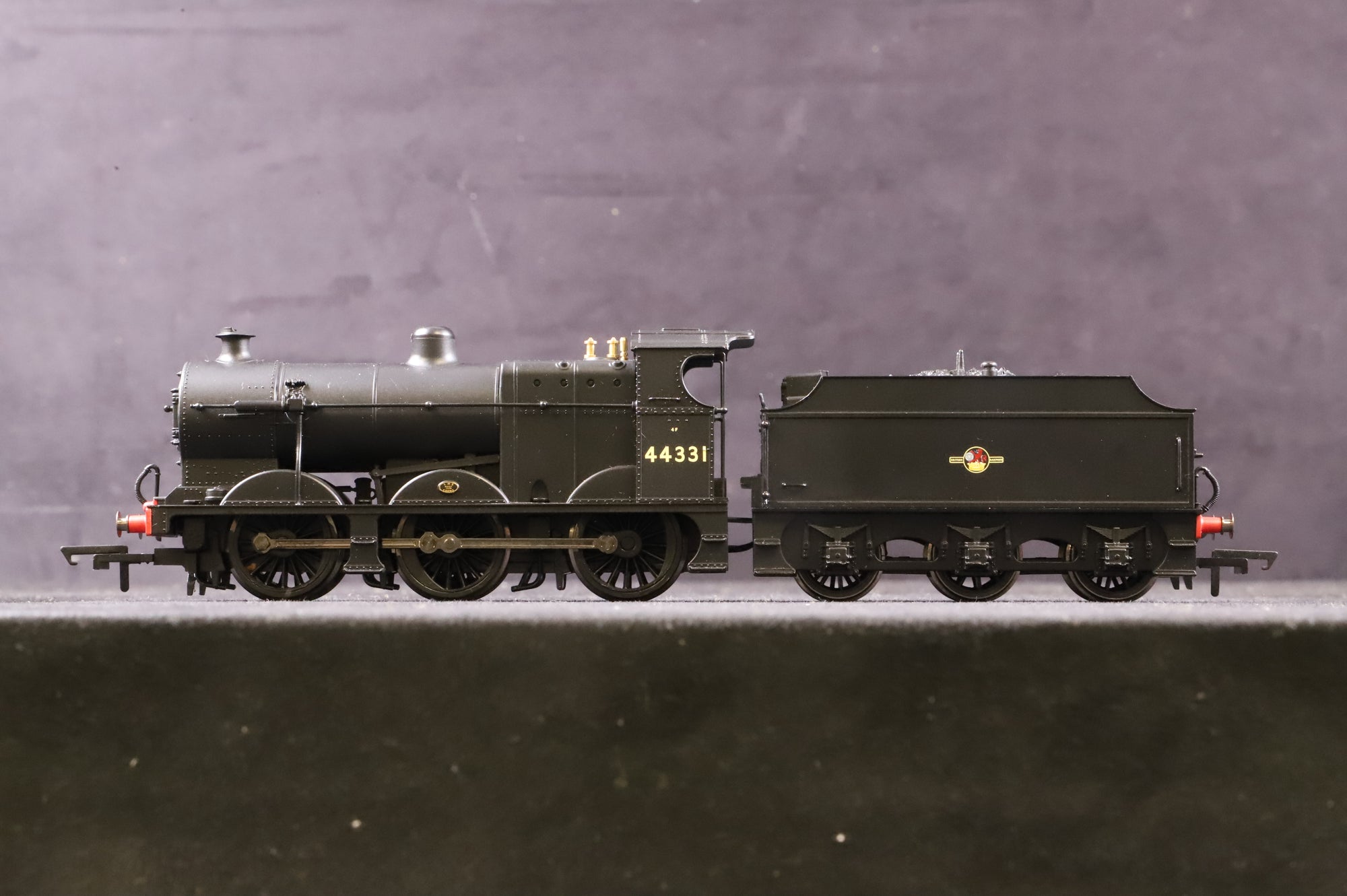 Hornby OO R2066 Class 4F 0-6-0 '44331' BR Black L/C