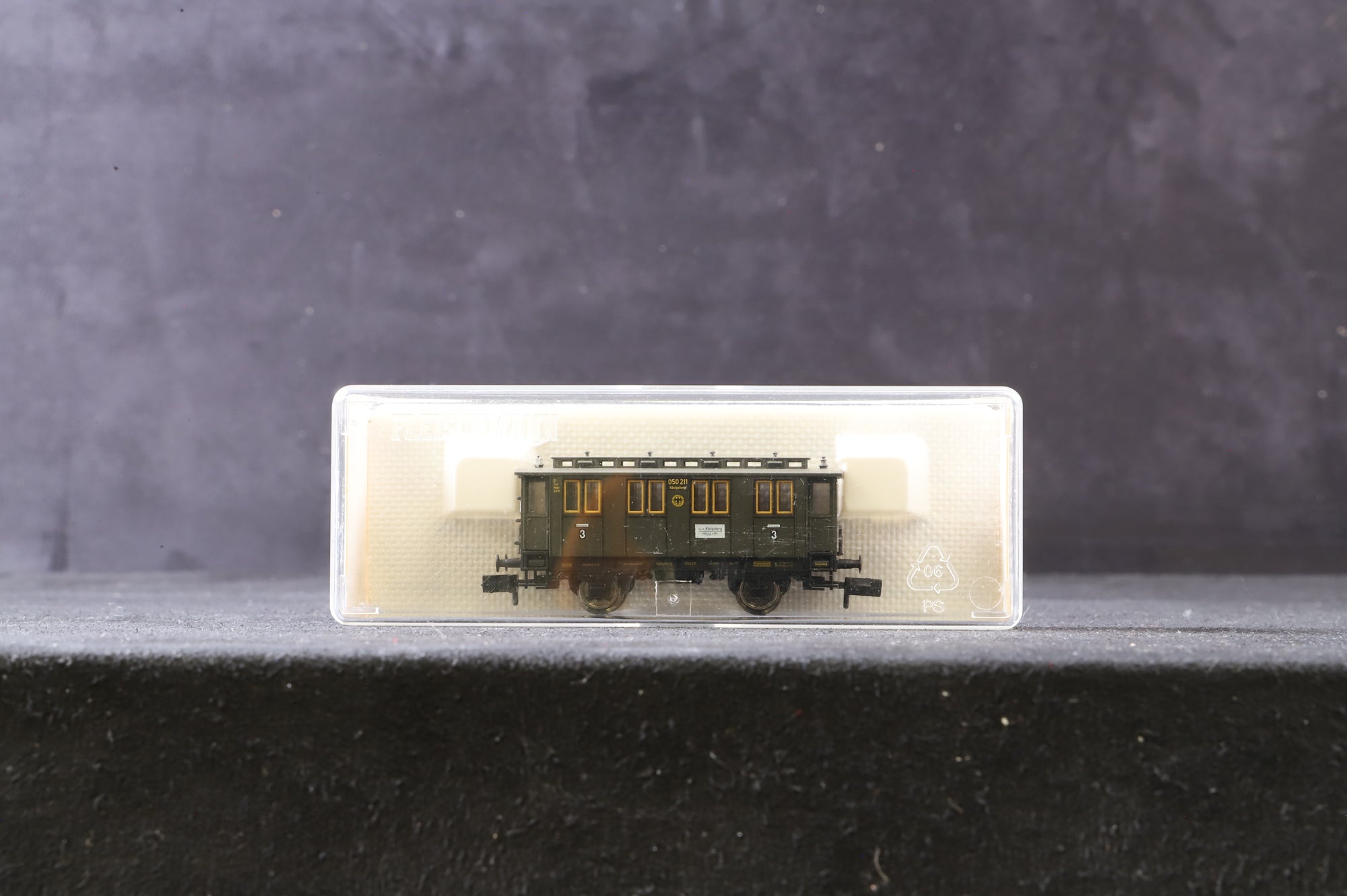 Fleischmann N Rake Of 6 DRG 4 Wheel Coaches Inc. 8058x3 & 8059x3