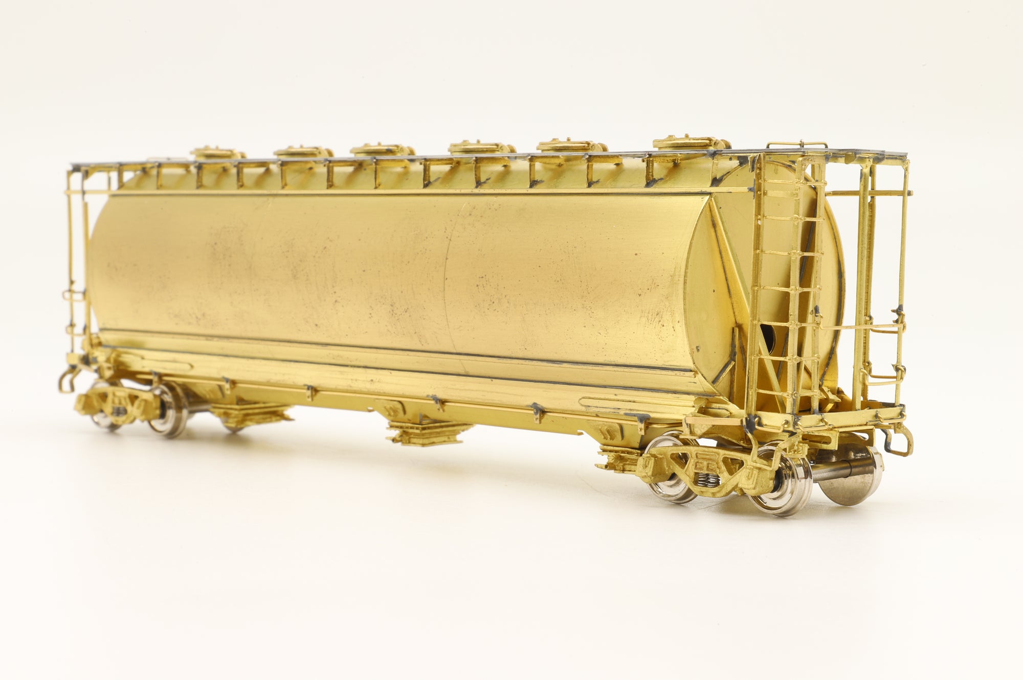 Overland Models/Ajin HO OMI-3039 NYC 'ACF' Cylindrical Covered Hopper #885950-885999, Unpainted Brass