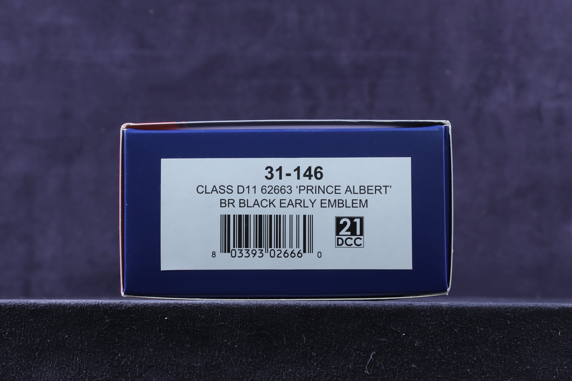 Bachmann OO 31-146 D11 62663 'Prince Albert' in BR Black w/ Early Crests