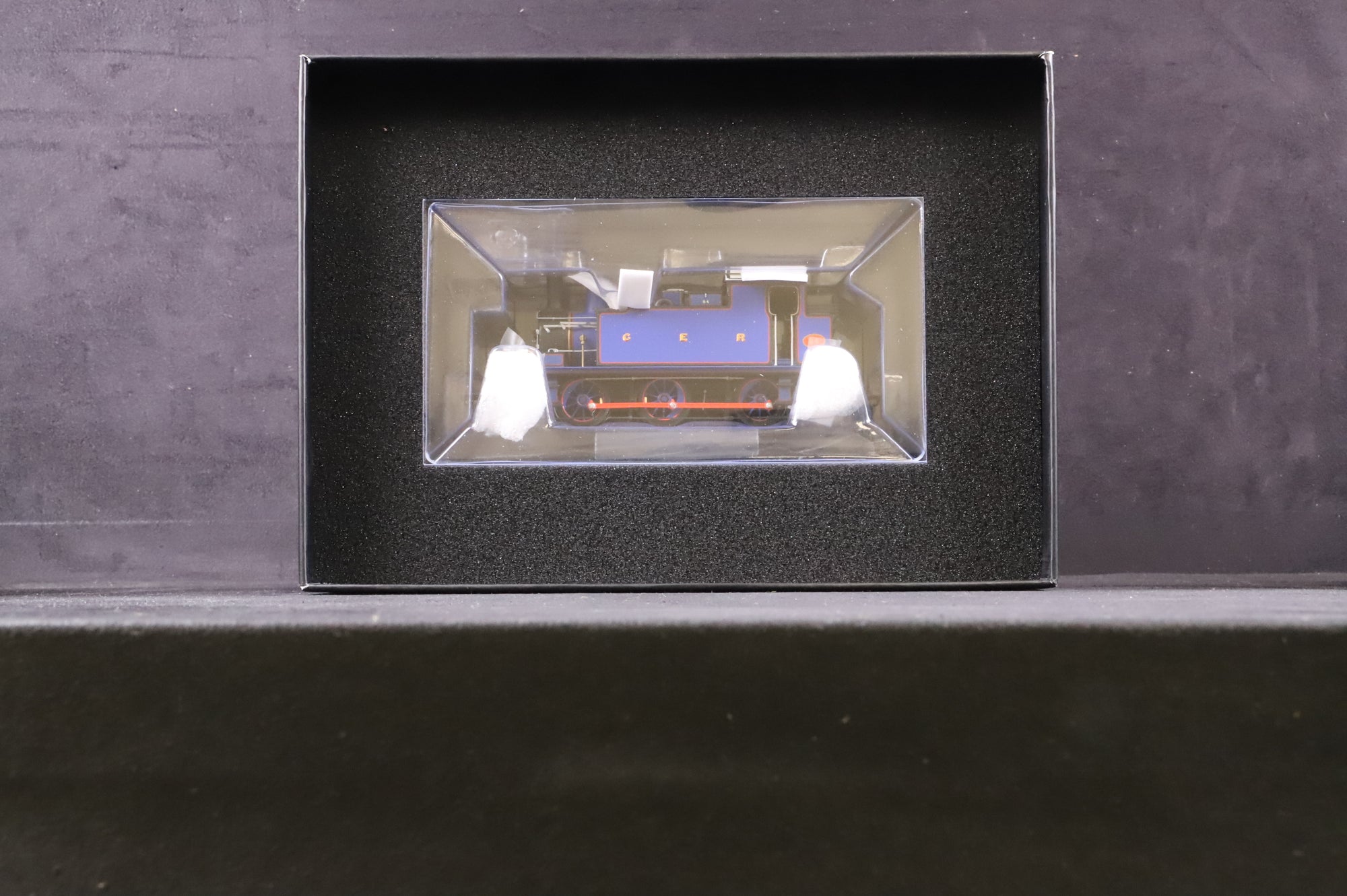 Accurascale OO ACC2426 Holden J67/J69 No.84 in GER Ultramarine