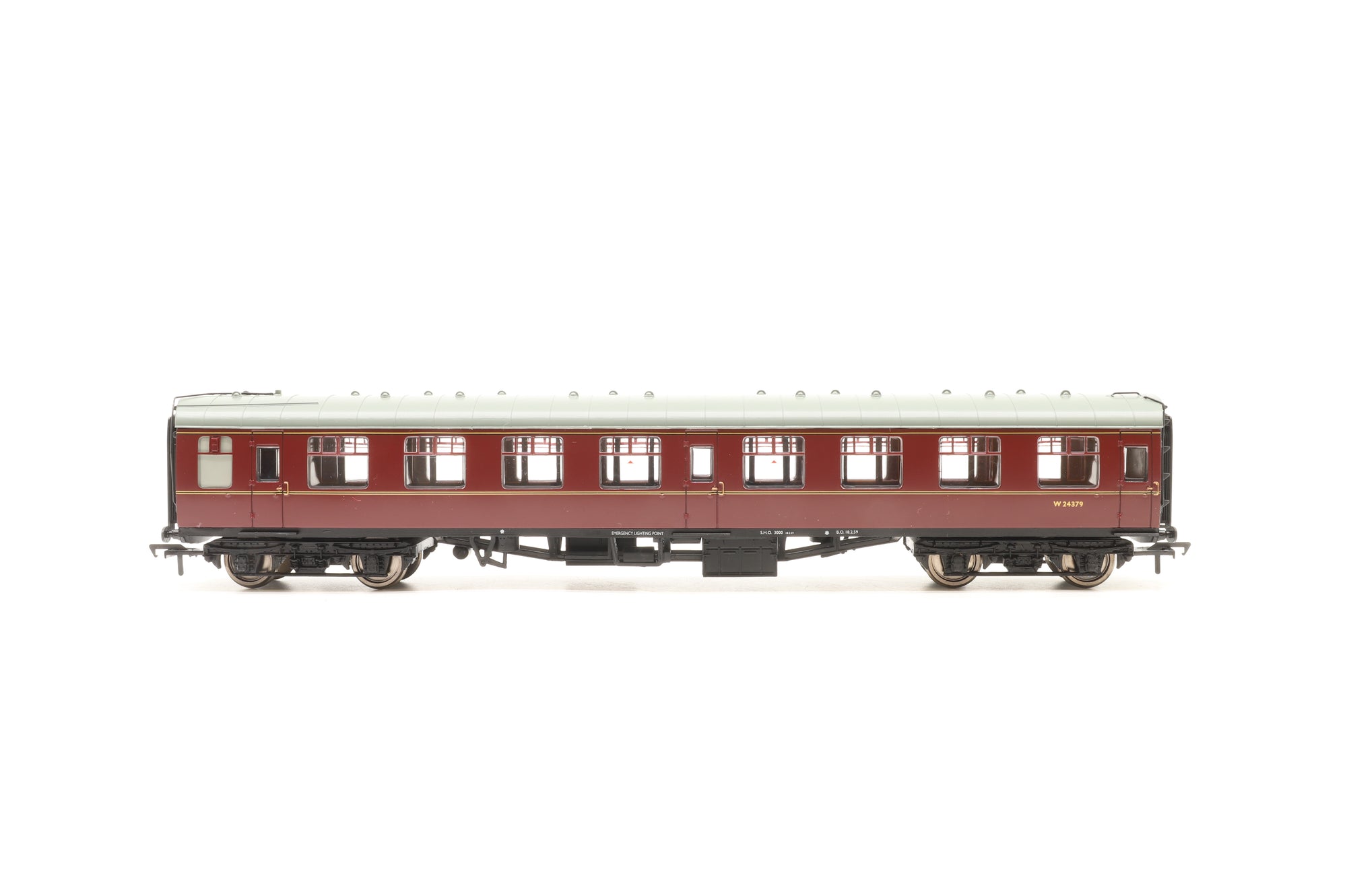 Bachmann OO Rake of 4x Mk1s in BR Maroon