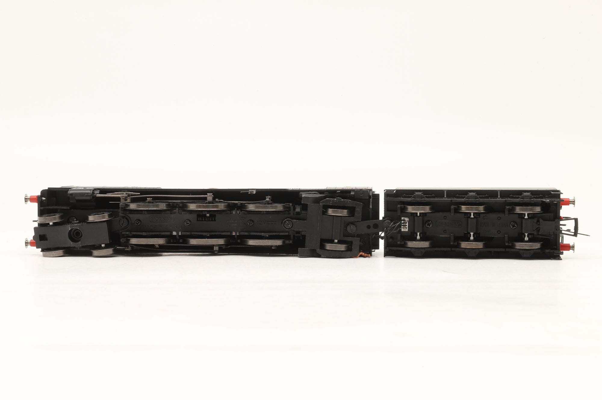 Hornby OO R3310 West Country Class 34006 'Bude' in BR Green L/C