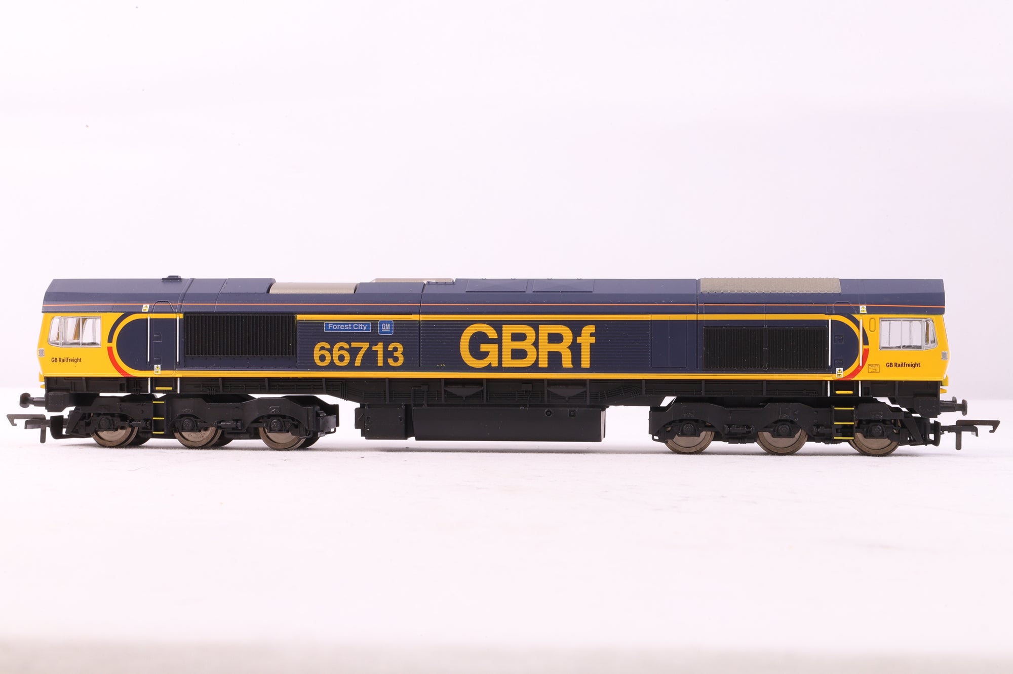 Hornby OO R30020 Class 66 '66713' 'Forest City' GBRf