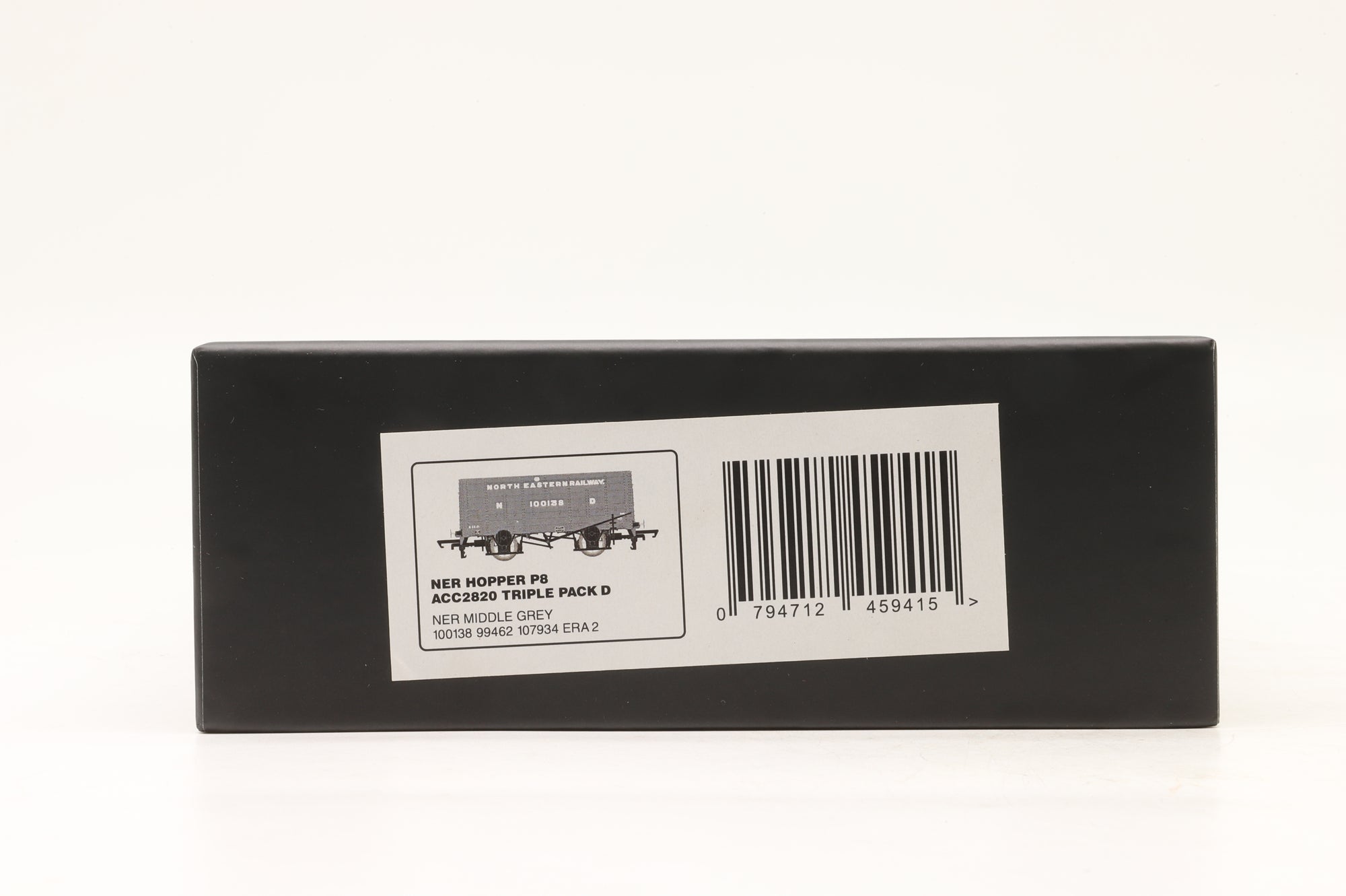 Accurascale OO ACC2820 NER P8 Hopper Triple Pack D