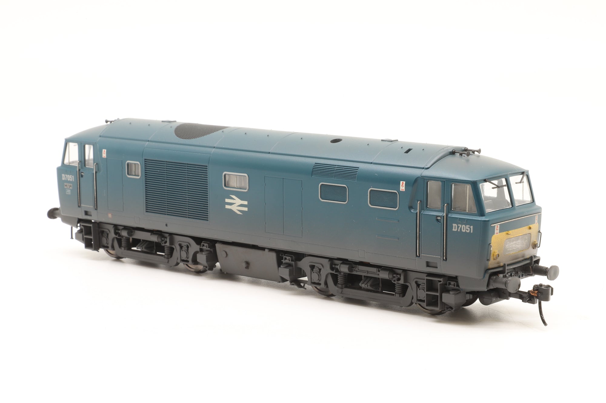 Heljan OO 3510 Class 35 Hymek 'D7051' BR Blue Weathered DCC Sound