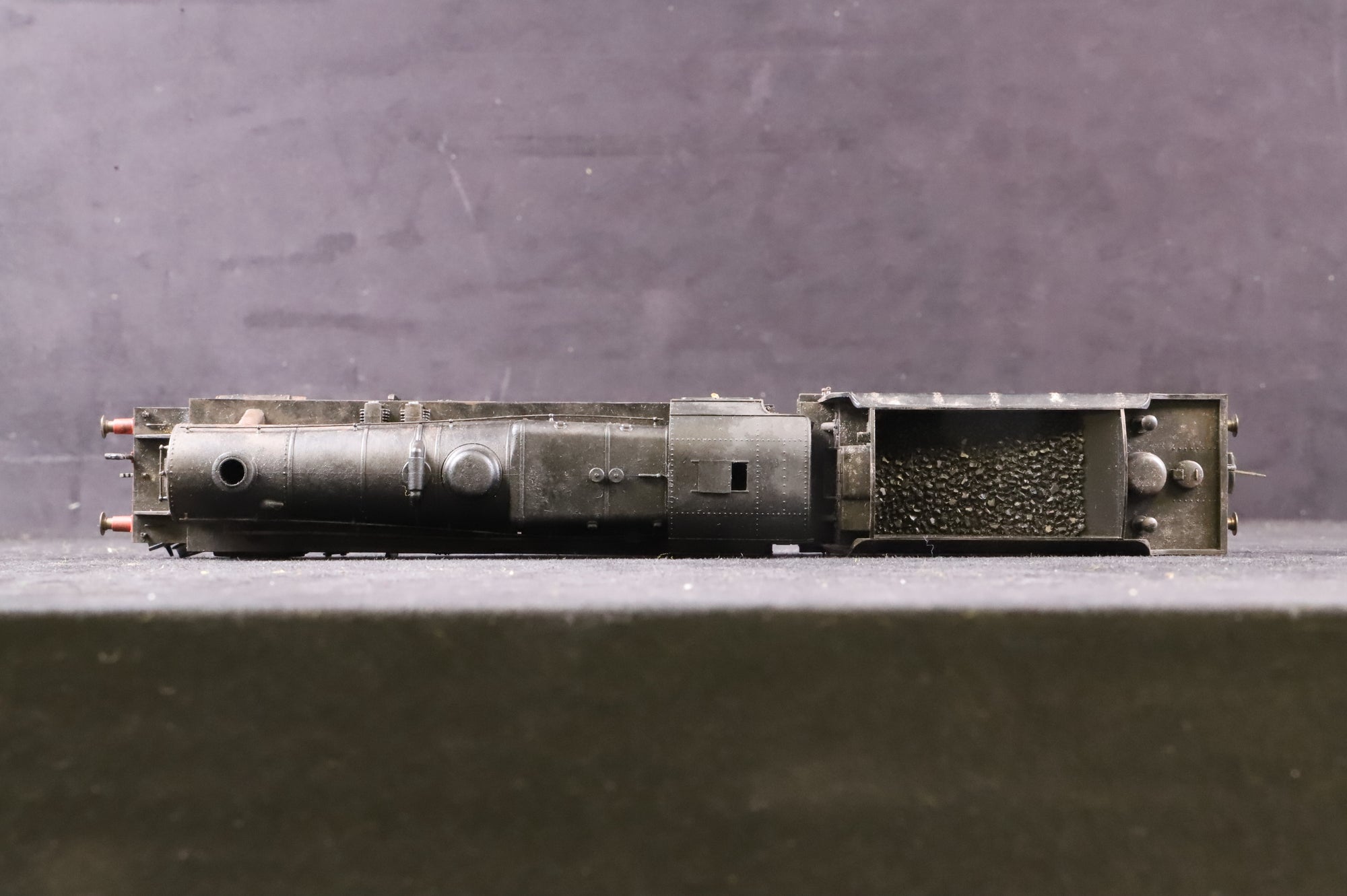 WORKSHOP Hornby R2463 Class 8F 2-8-0 '48039' BR Black L/C Renumbered & Weathered