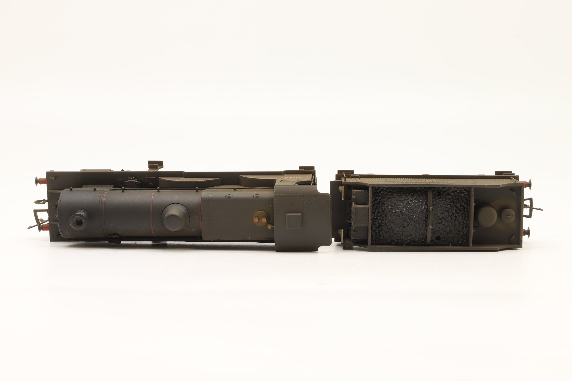 Bachmann OO 31-932 LMS 4P Compound 41123 in Lined BR Black w/ Early Crests – Weathered