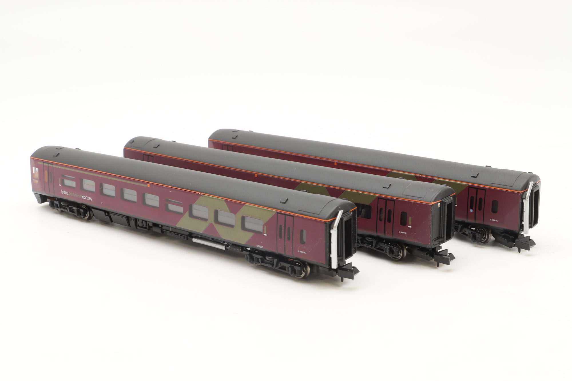 WORKSHOP Graham Farish N 371525 Class 158 3-Car DMU in Trans Pennine Express Livery